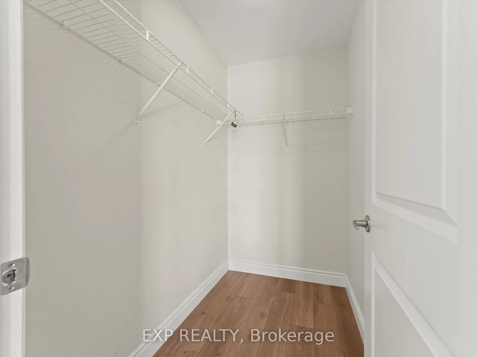 Photo 17 of 2540 Pillette Road, Windsor — HOMEH