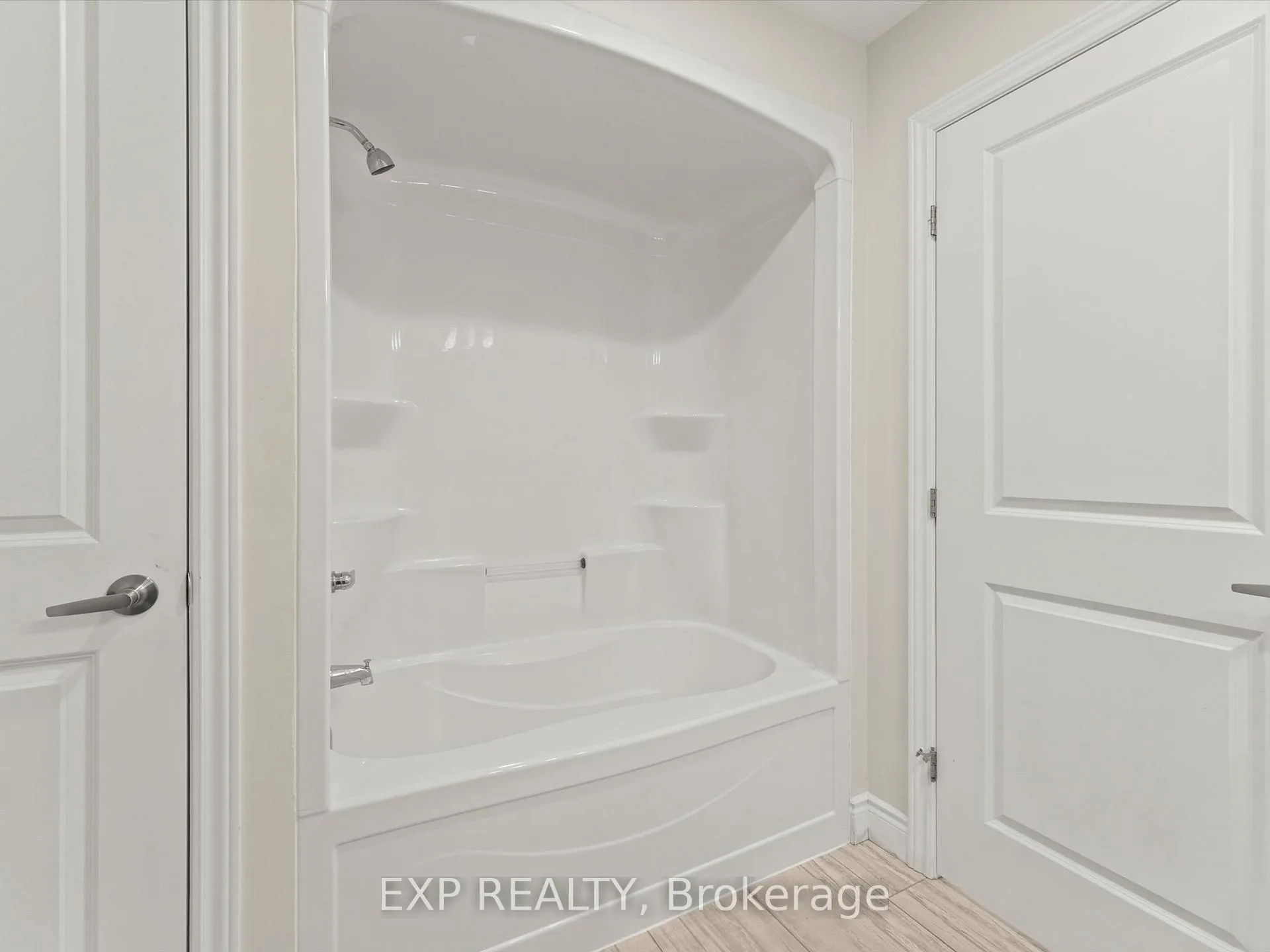Photo 19 of 2540 Pillette Road, Windsor — HOMEH