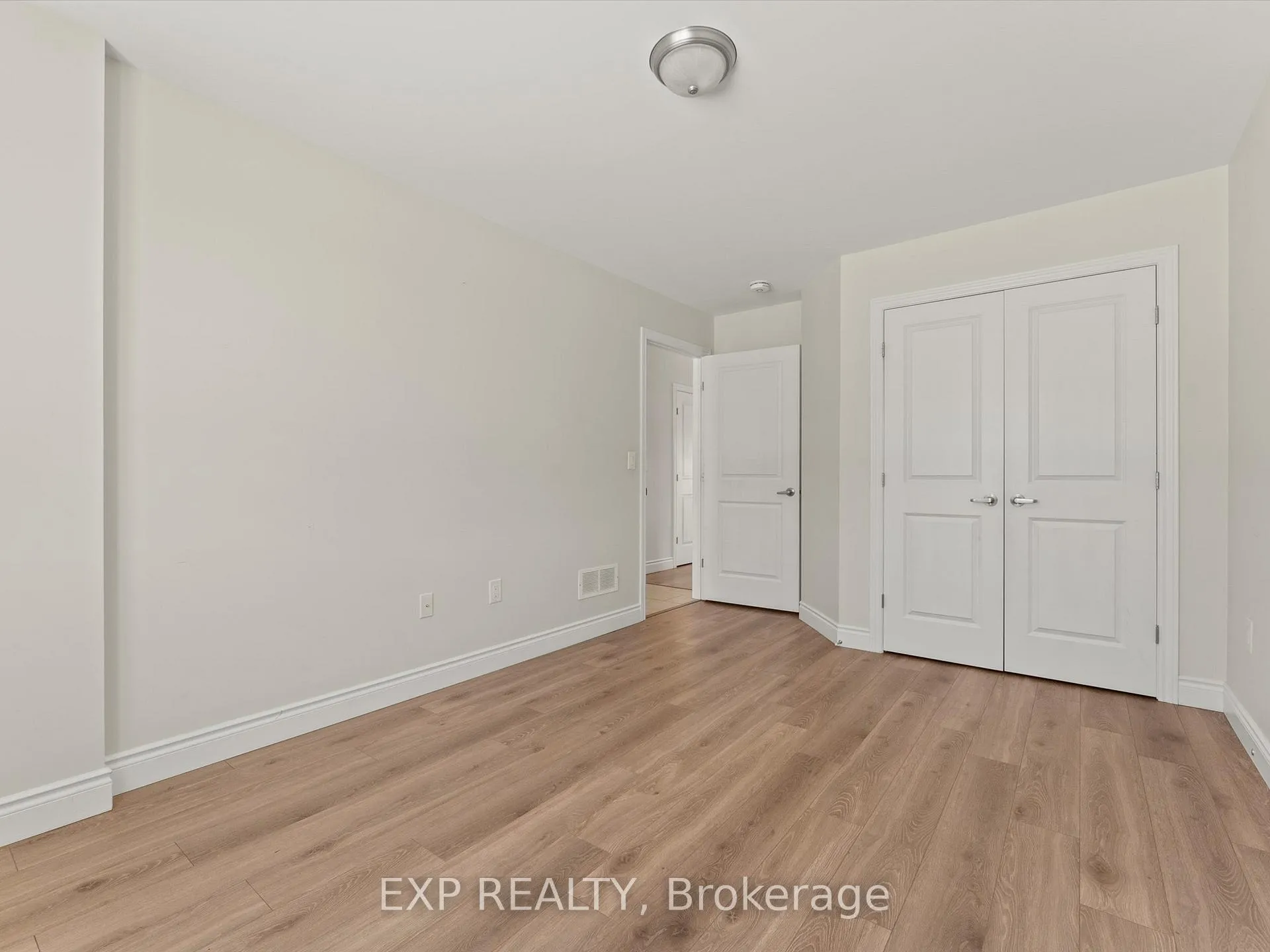 Photo 21 of 2540 Pillette Road, Windsor — HOMEH