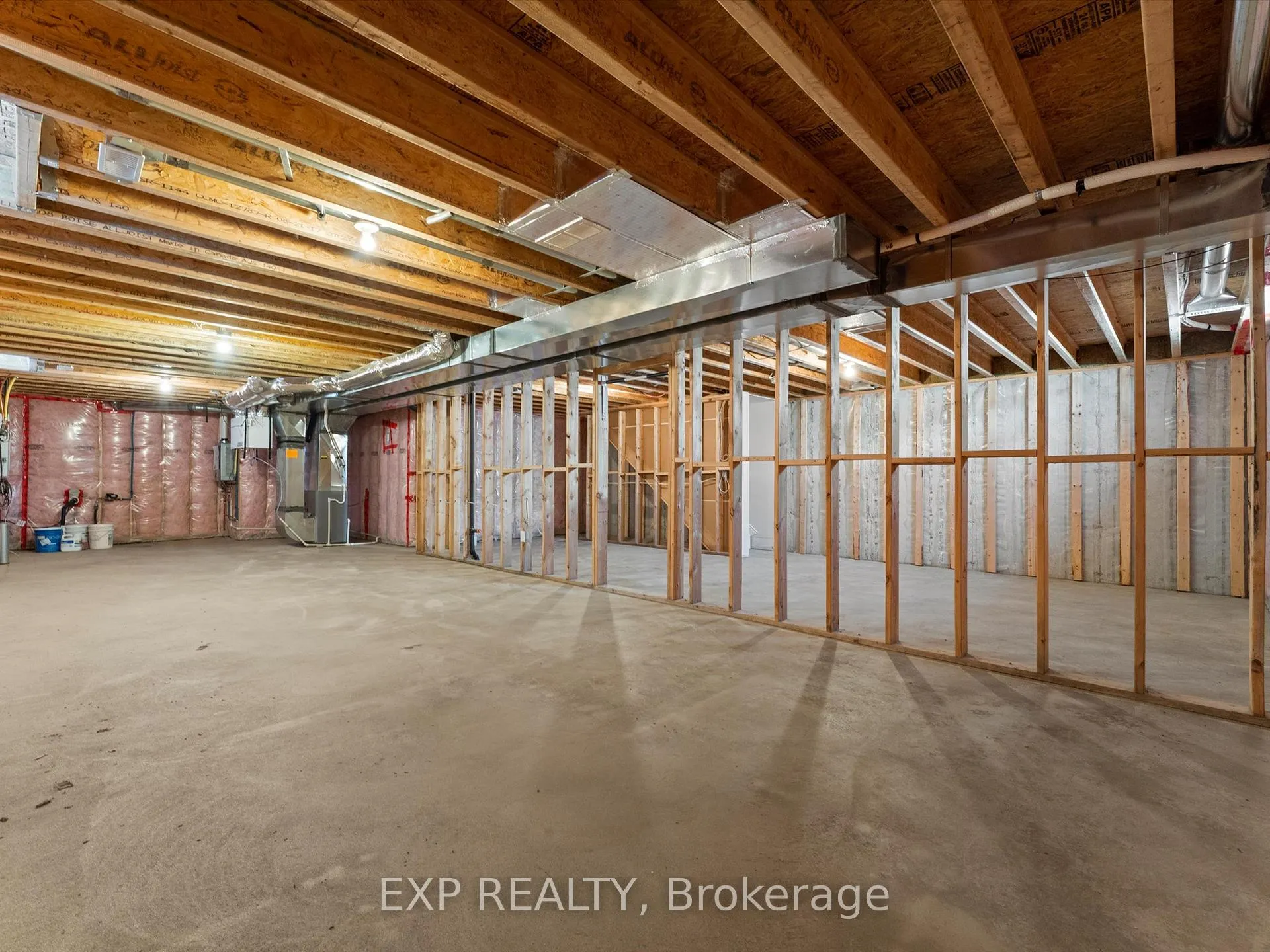Photo 26 of 2540 Pillette Road, Windsor — HOMEH