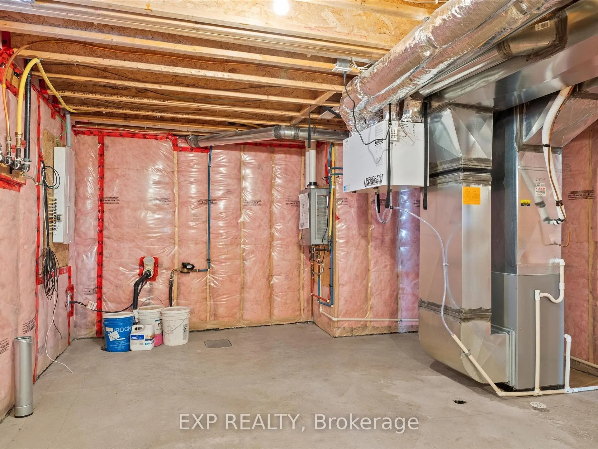 Photo 27 of 2540 Pillette Road, Windsor — HOMEH