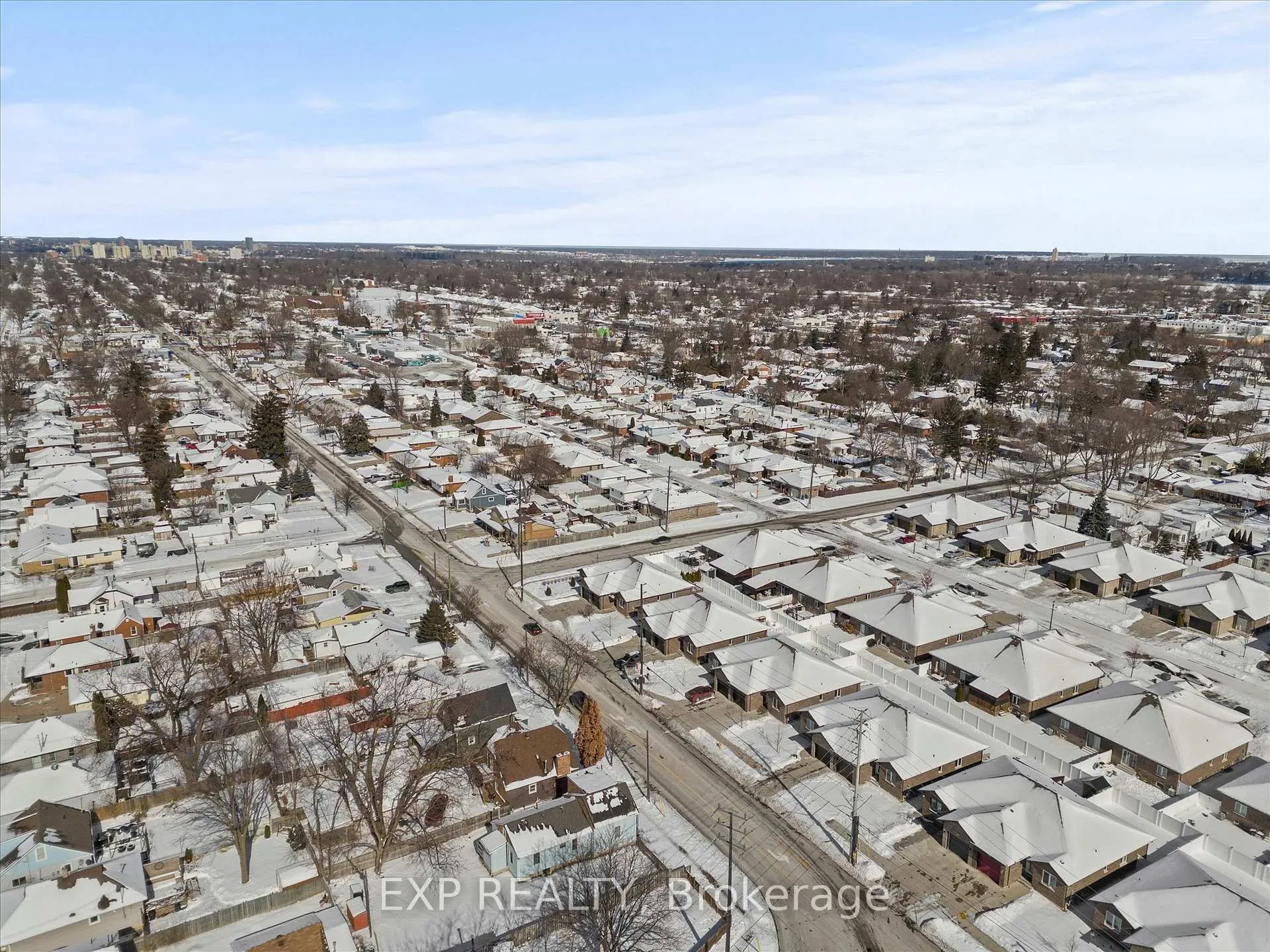 Photo 32 of 2540 Pillette Road, Windsor — HOMEH