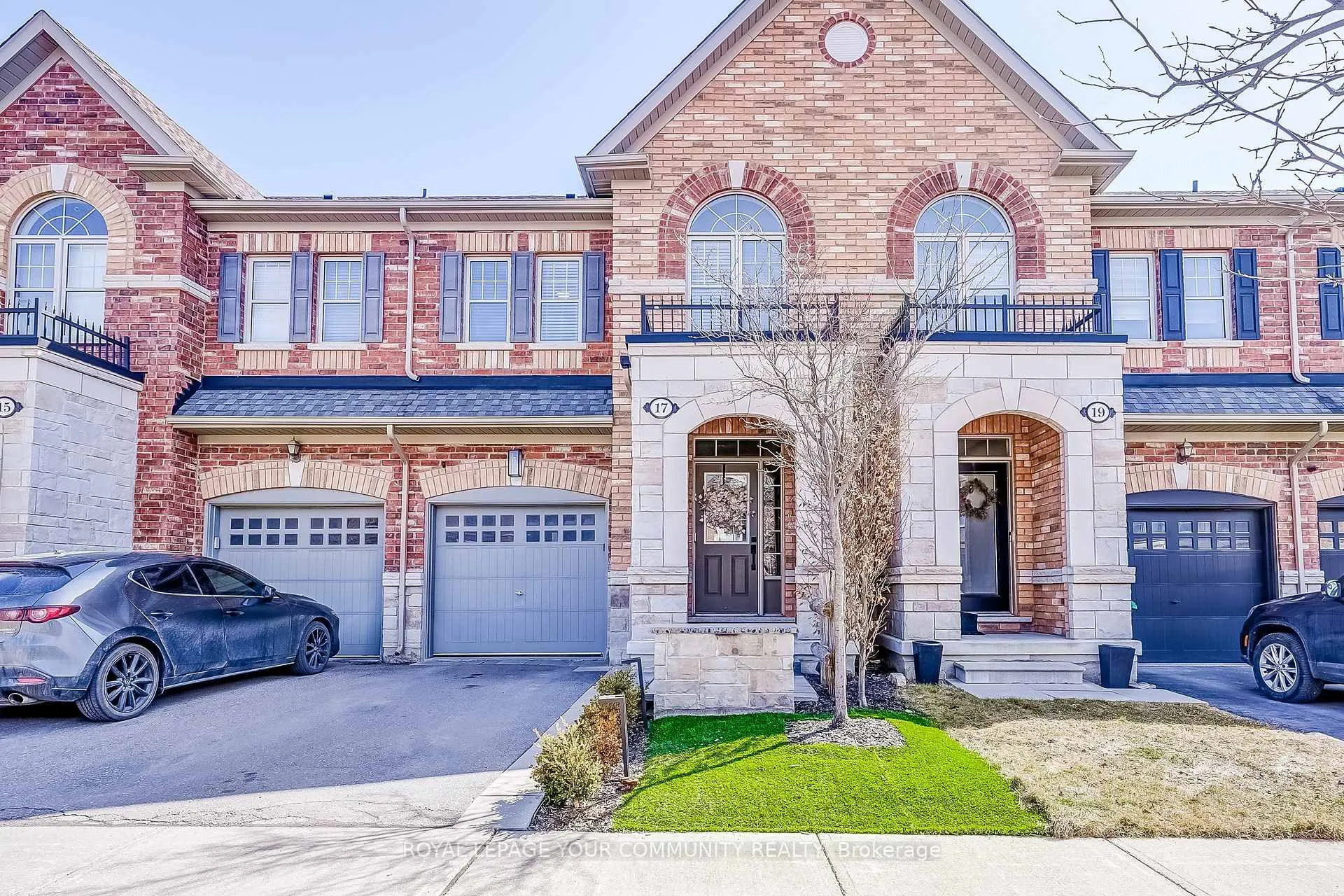 Front of 17 Morra Avenue