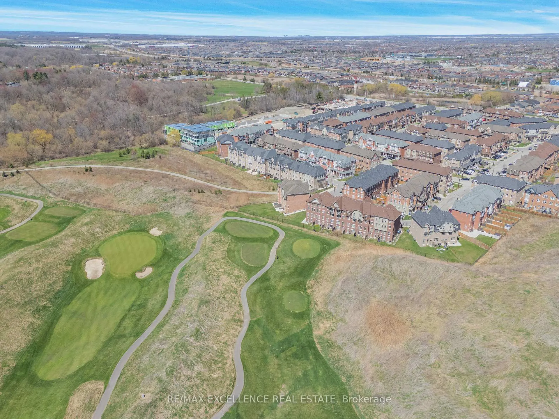 Photo 6 of 33 Miami Grove, Brampton, Heart Lake East — HOMEH