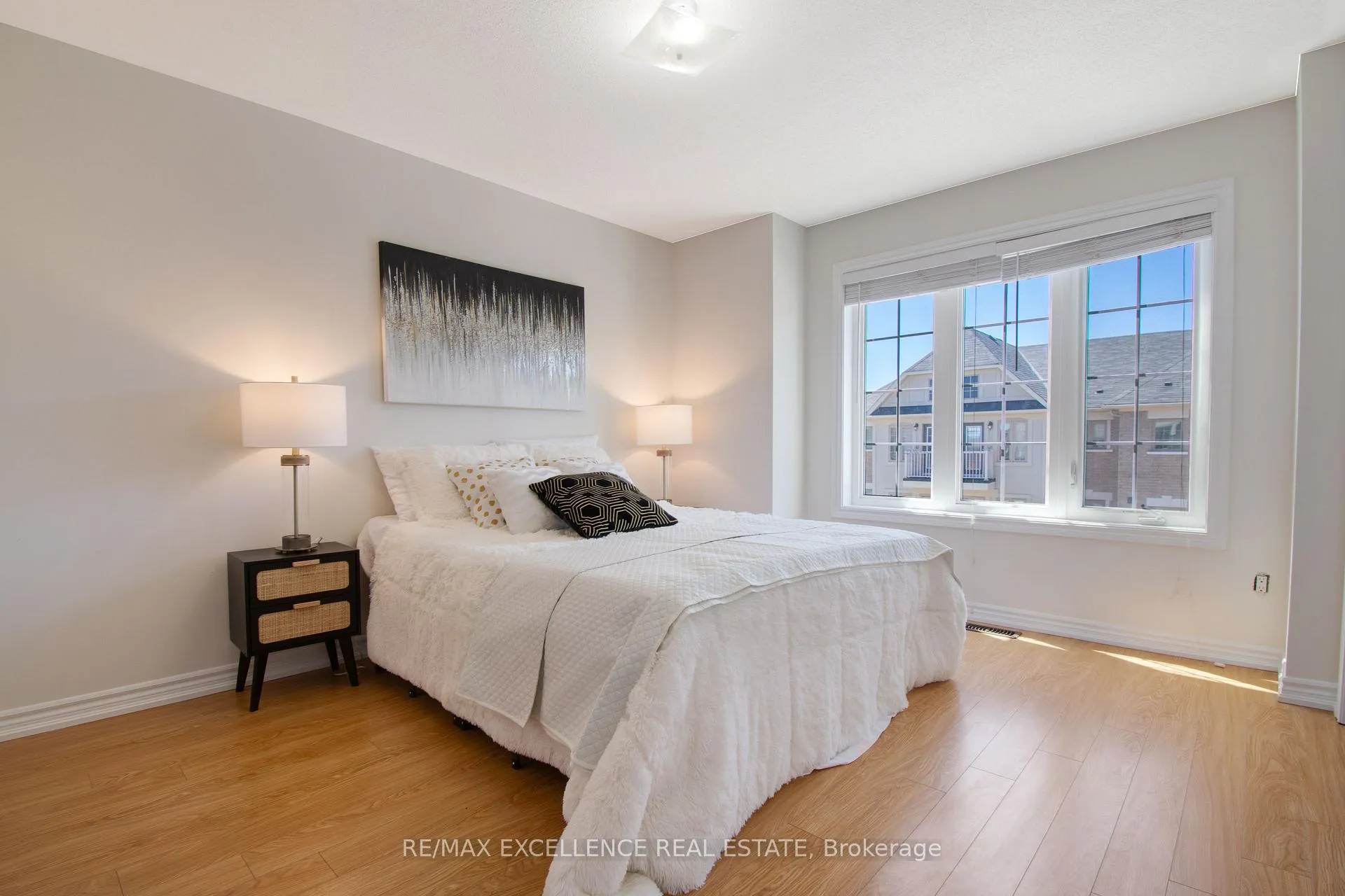 Photo 26 of 33 Miami Grove, Brampton, Heart Lake East — HOMEH