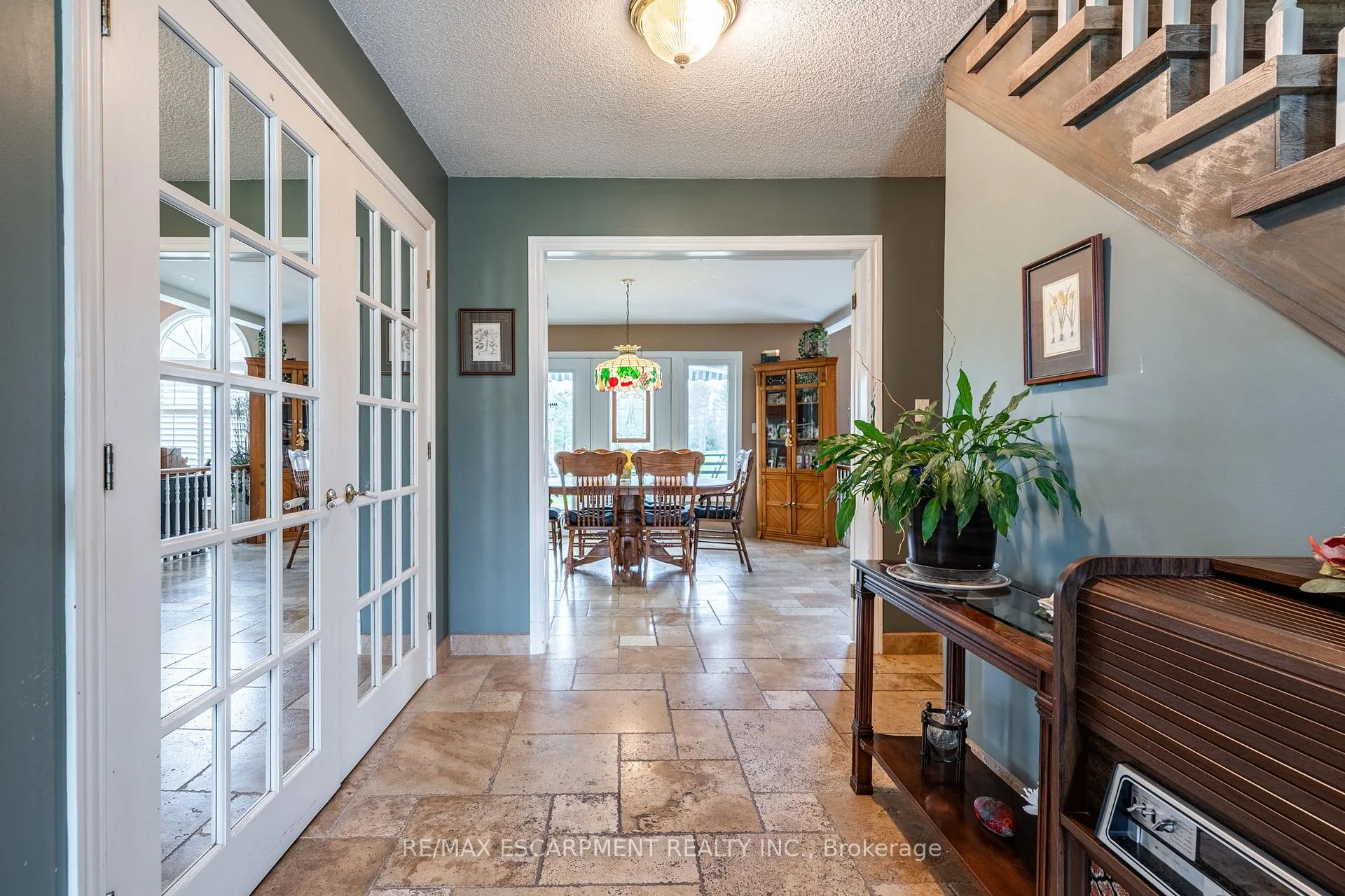 Photo 6 of 248 Hysert Road, Grimsby, Grimsby Escarpment — HOMEH