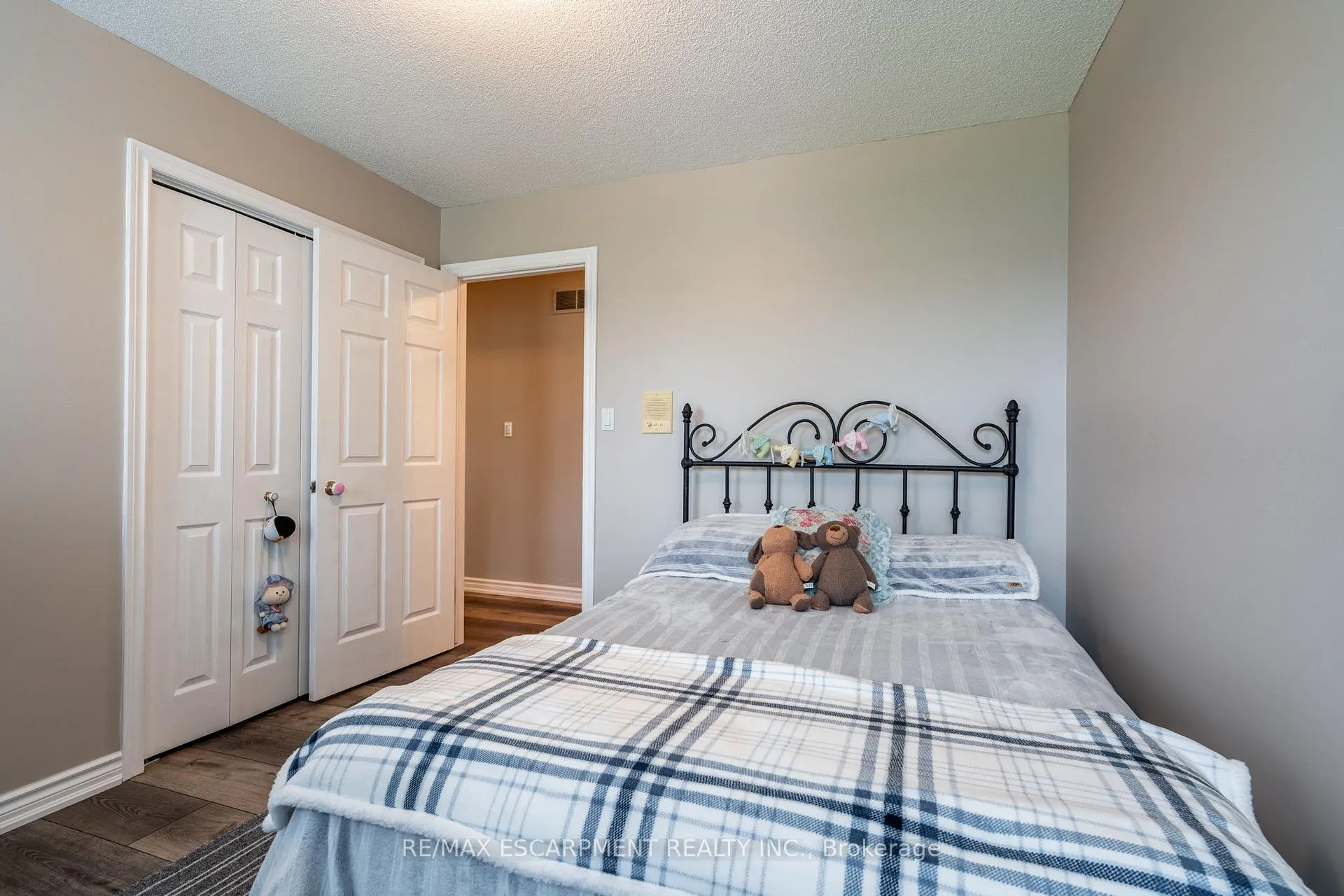 Photo 22 of 248 Hysert Road, Grimsby, Grimsby Escarpment — HOMEH