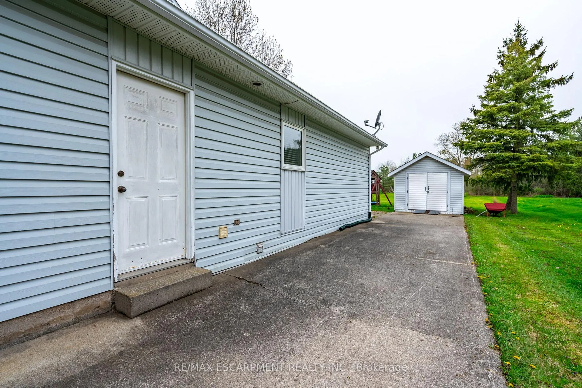 Photo 32 of 248 Hysert Road, Grimsby, Grimsby Escarpment — HOMEH