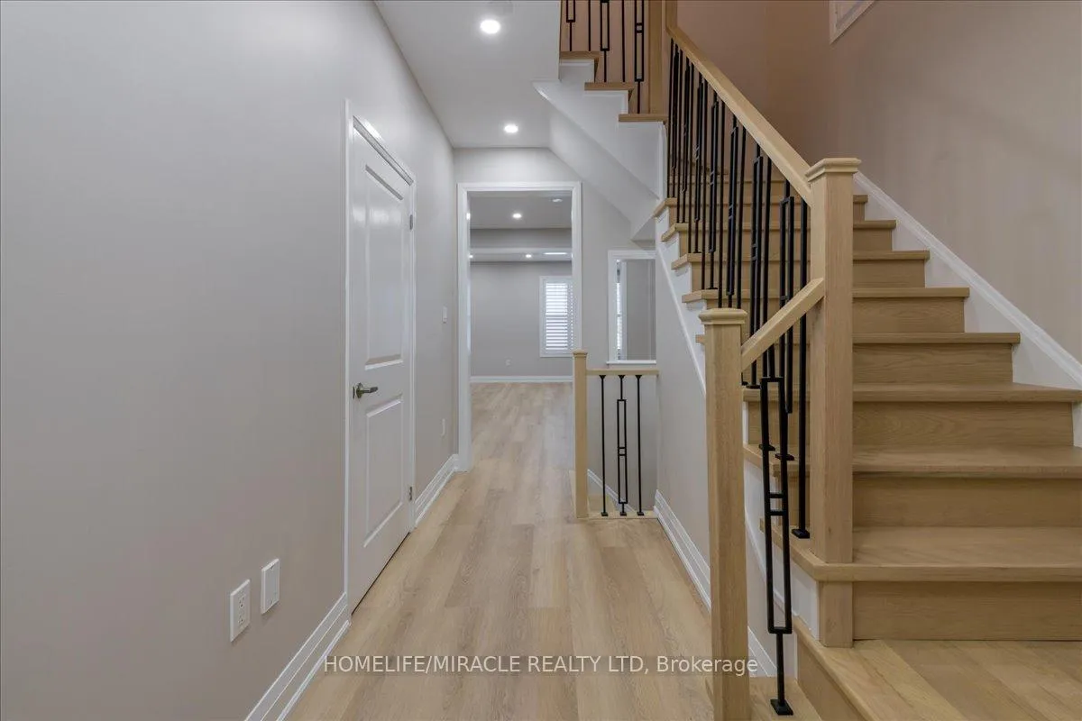 Photo 4 of 51 Casserley Crescent, New Tecumseth, Tottenham — HOMEH