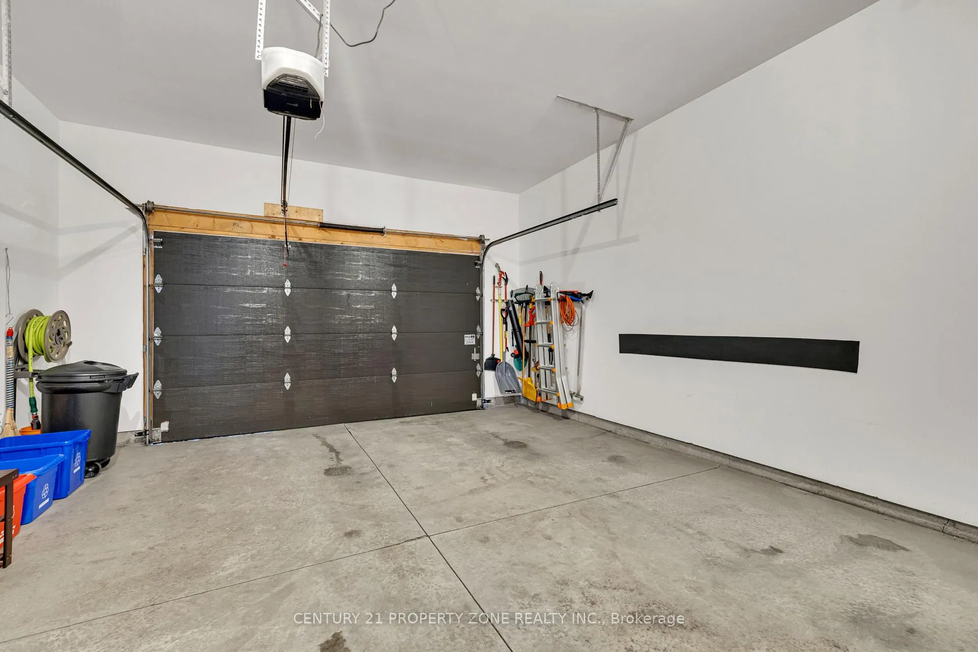 Photo 33 of 2554 Olive Road, Windsor — HOMEH