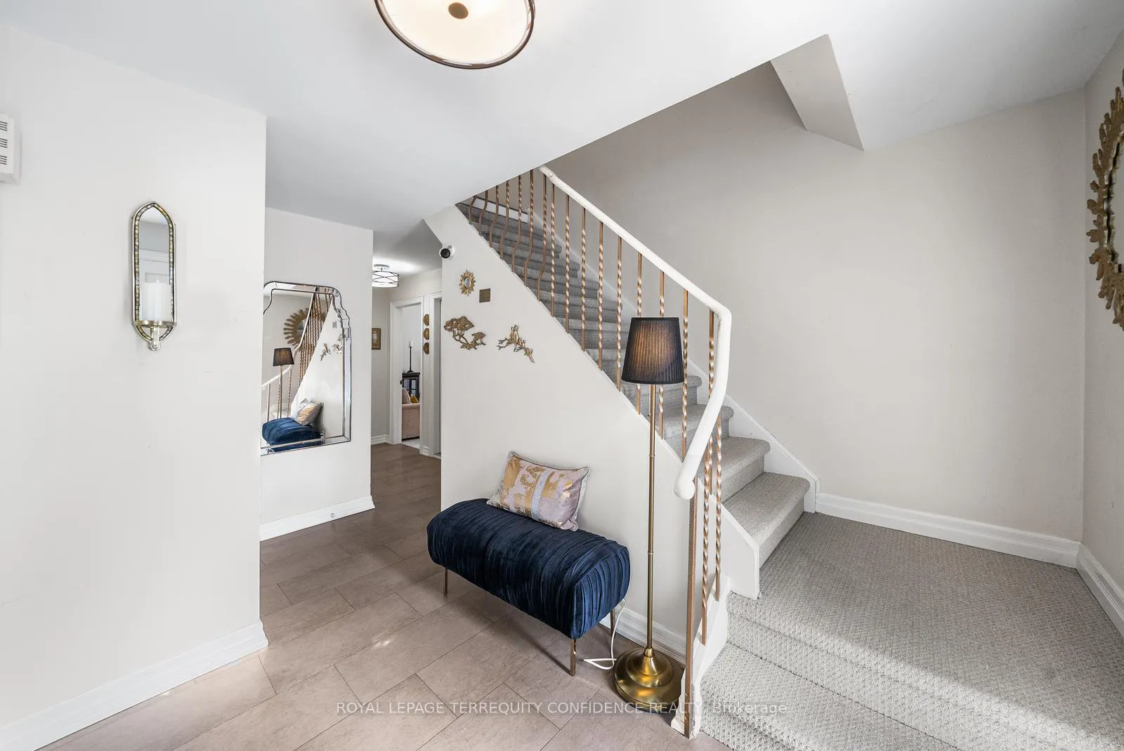 Photo 14 of 2 Ironshield Crescent, Markham, Royal Orchard — HOMEH