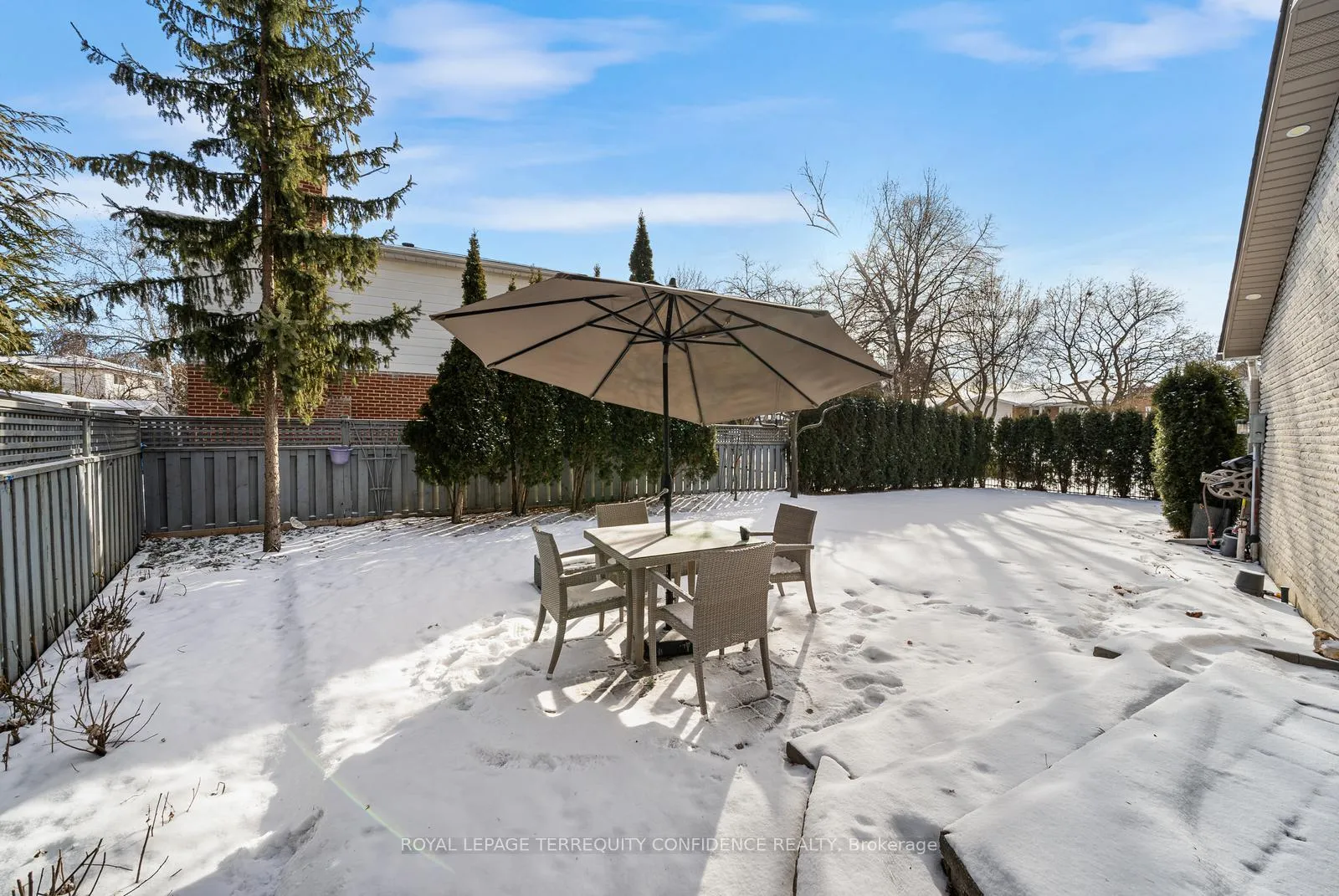 Photo 35 of 2 Ironshield Crescent, Markham, Royal Orchard — HOMEH