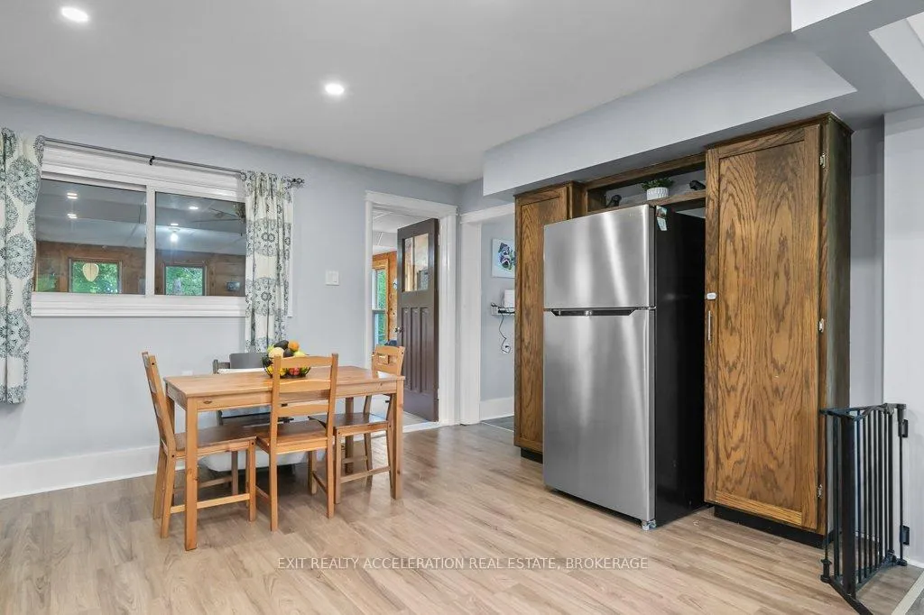 Photo 6 of 1810 Sydenham Road, Kingston, City North of 401 — HOMEH