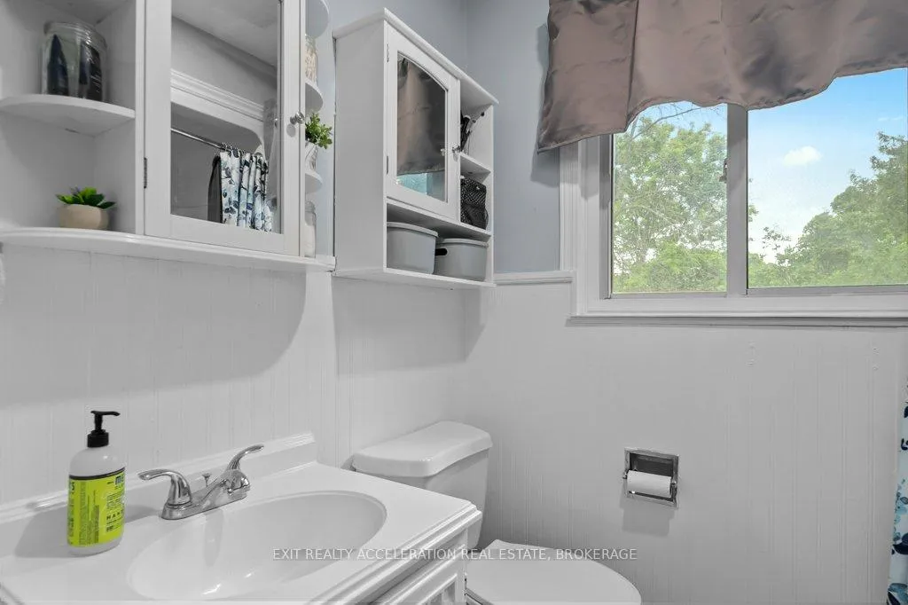 Photo 19 of 1810 Sydenham Road, Kingston, City North of 401 — HOMEH