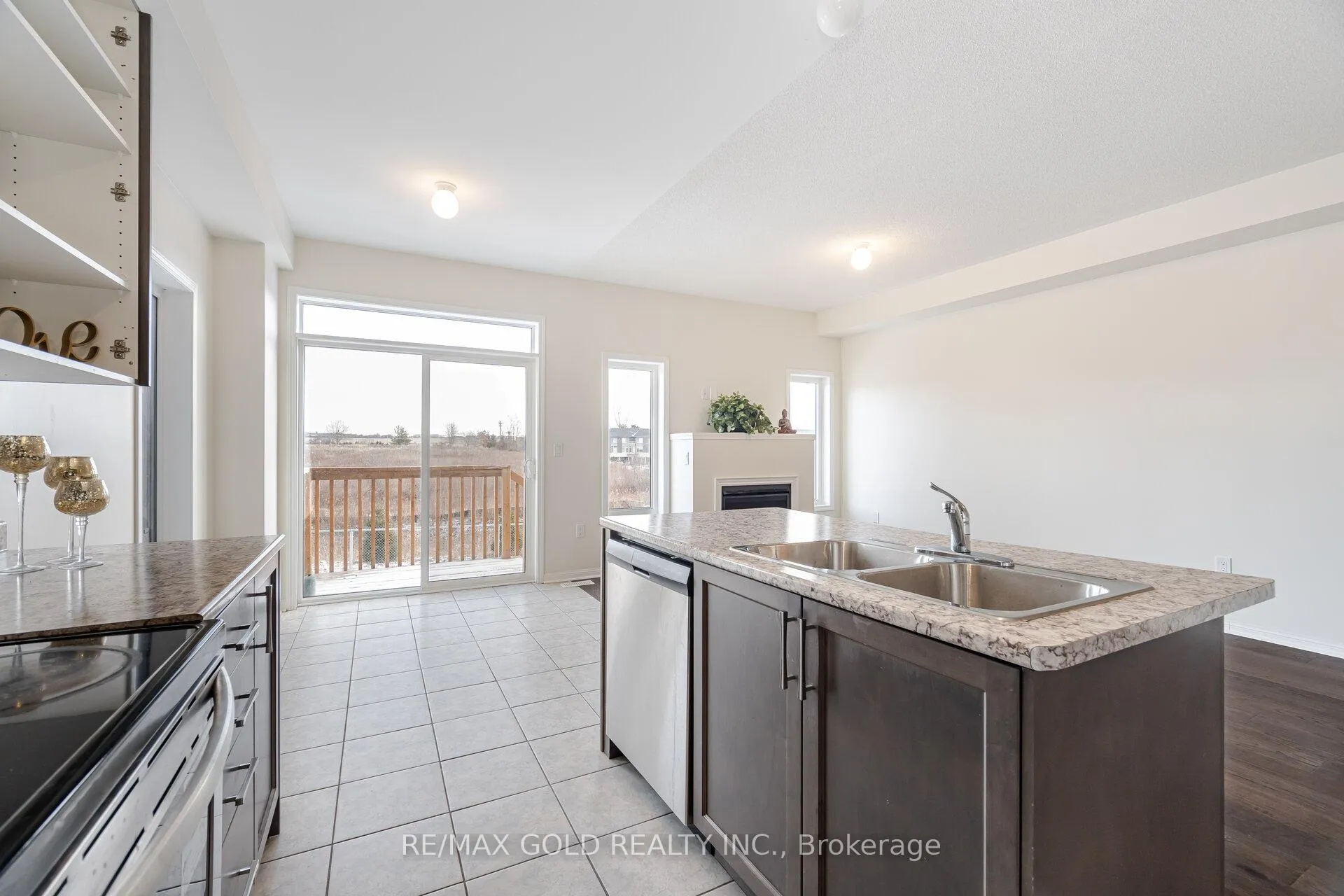 Photo 9 of 2603 Secreto Drive, Oshawa, Windfields — HOMEH