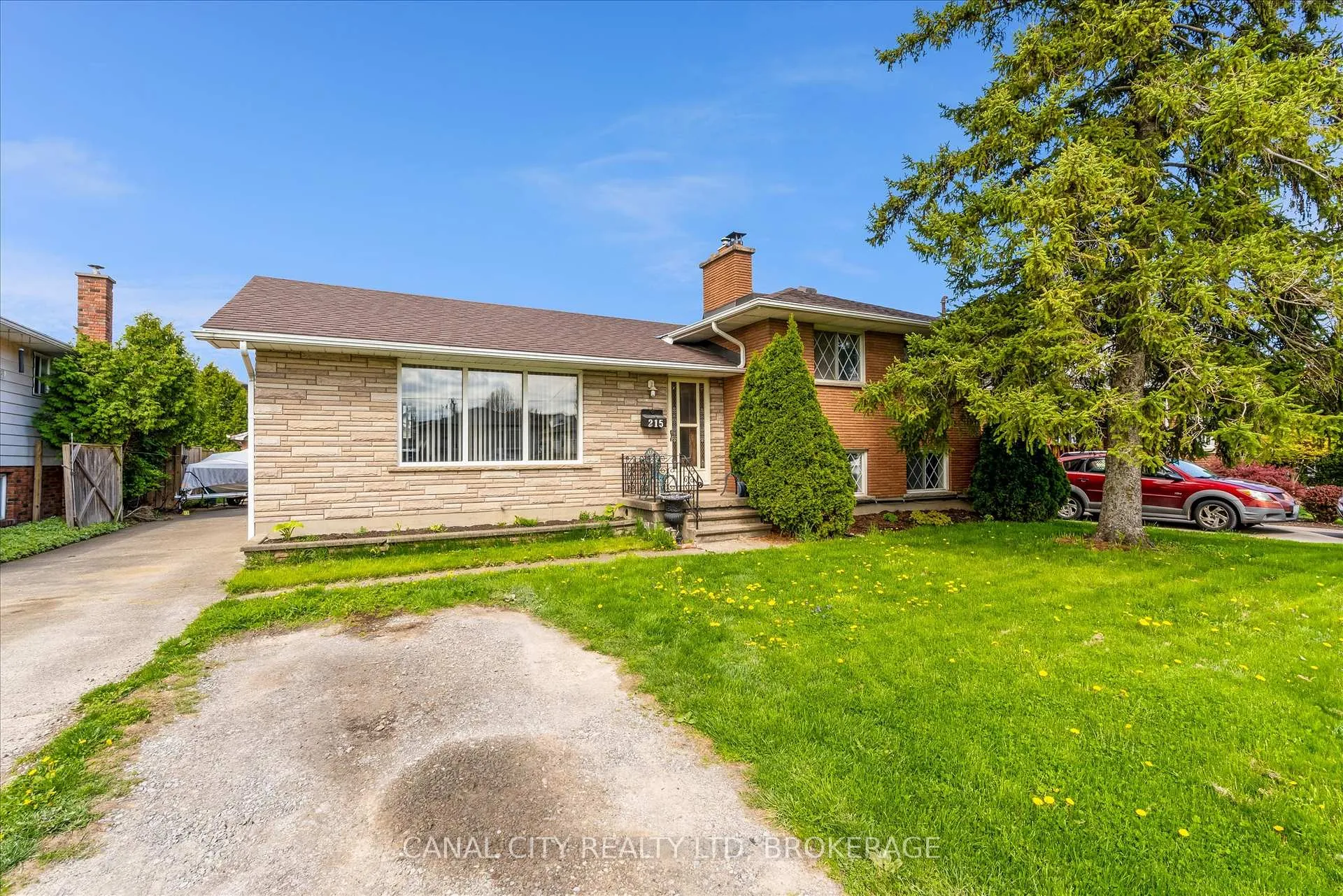 Photo 1 of 215 Ontario Street, Thorold, Allanburg/Thorold South — HOMEH