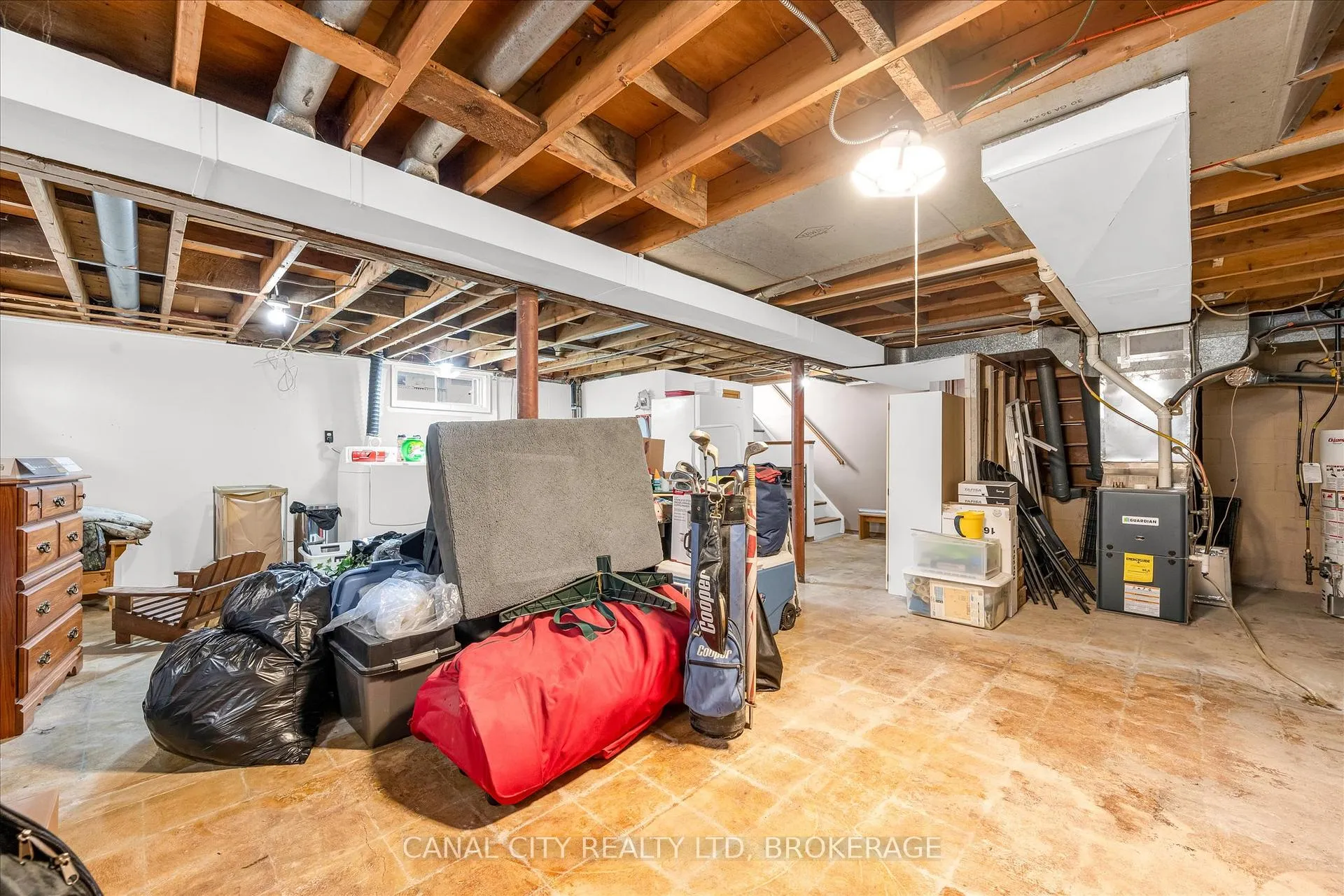 Photo 26 of 215 Ontario Street, Thorold, Allanburg/Thorold South — HOMEH