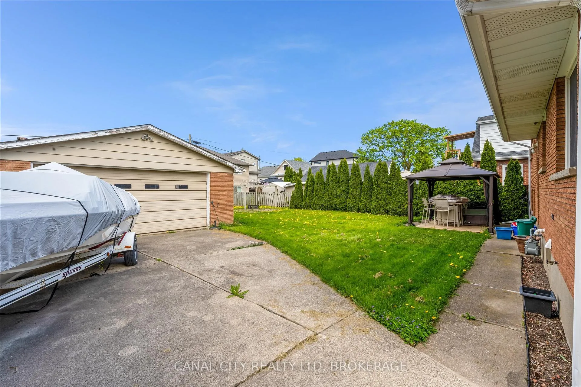 Photo 27 of 215 Ontario Street, Thorold, Allanburg/Thorold South — HOMEH