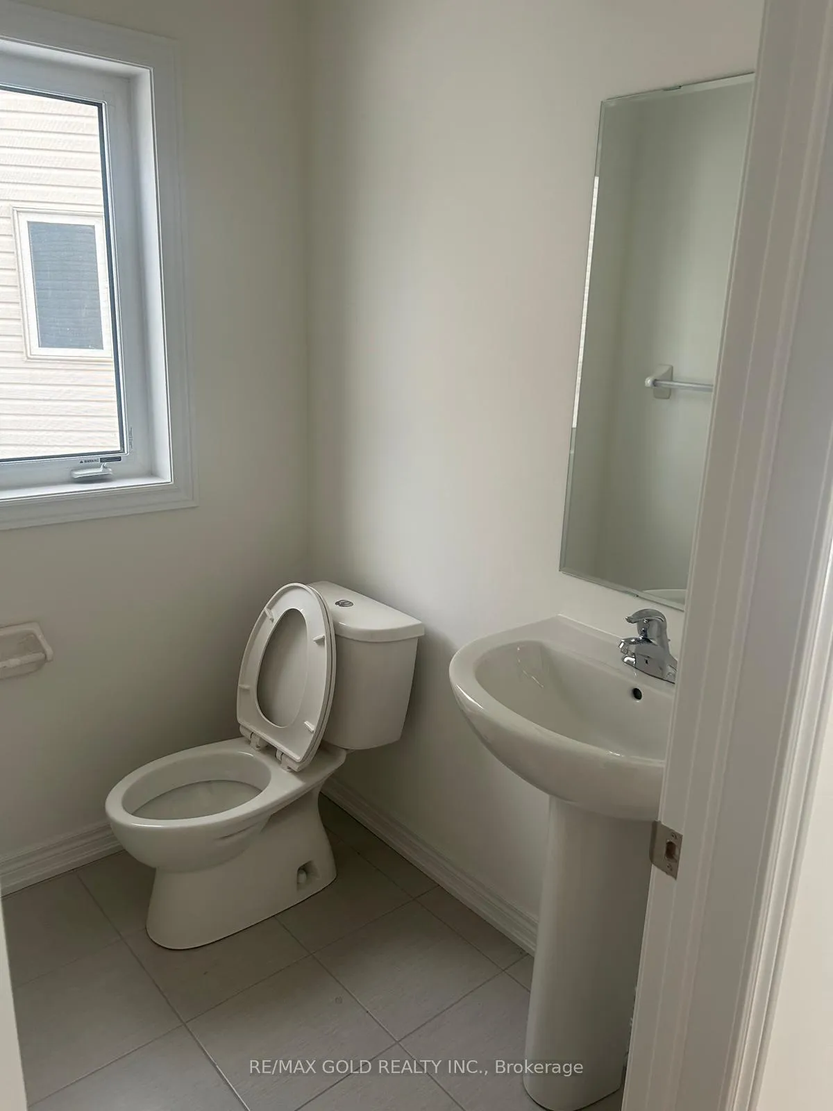 Photo 8 of 132 Limestone Lane, Shelburne — HOMEH