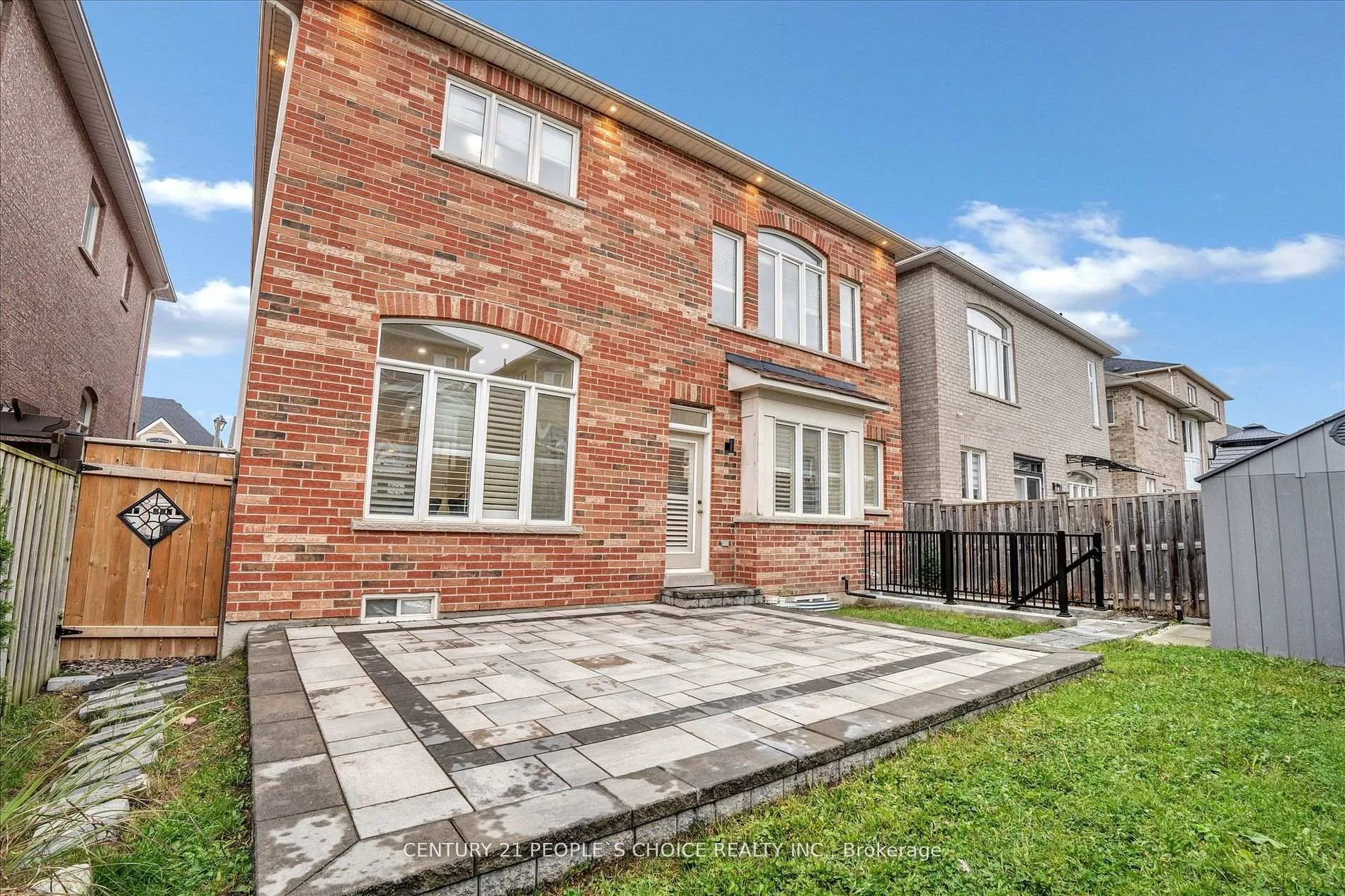 Photo 39 of 55 Mansbridge Crescent, Ajax, Northeast Ajax — HOMEH