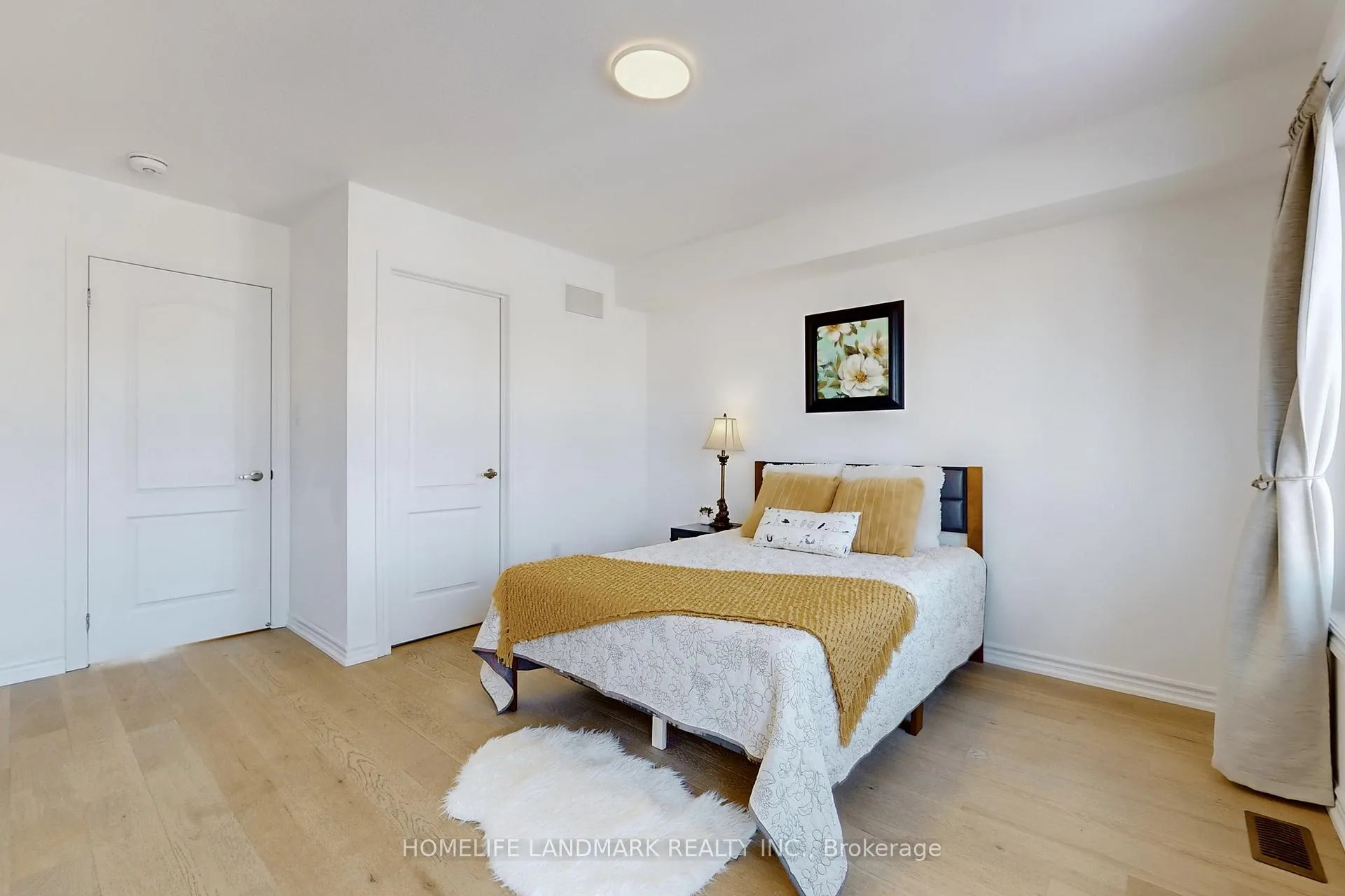 Photo 19 of 23 Hyderabad Lane, Markham, Greensborough — HOMEH