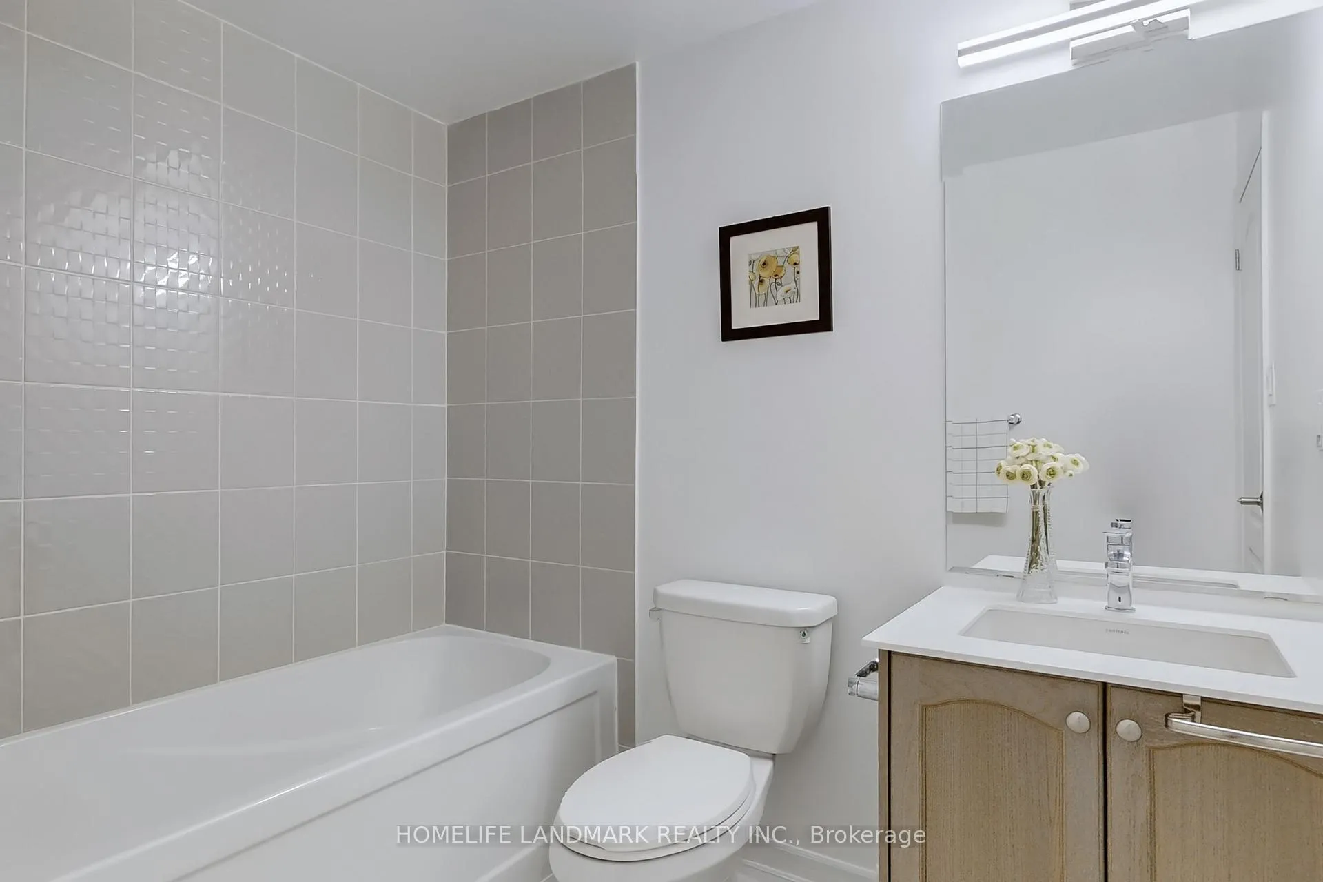 Photo 21 of 23 Hyderabad Lane, Markham, Greensborough — HOMEH