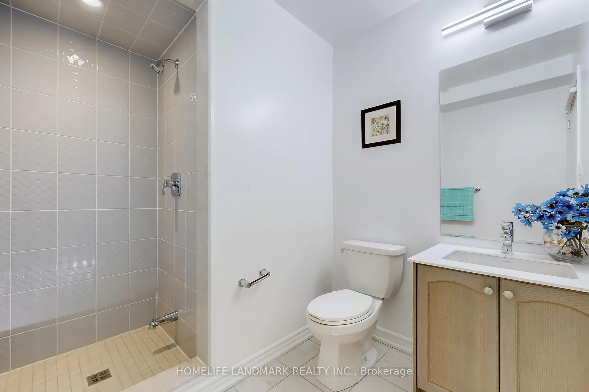 Photo 26 of 23 Hyderabad Lane, Markham, Greensborough — HOMEH