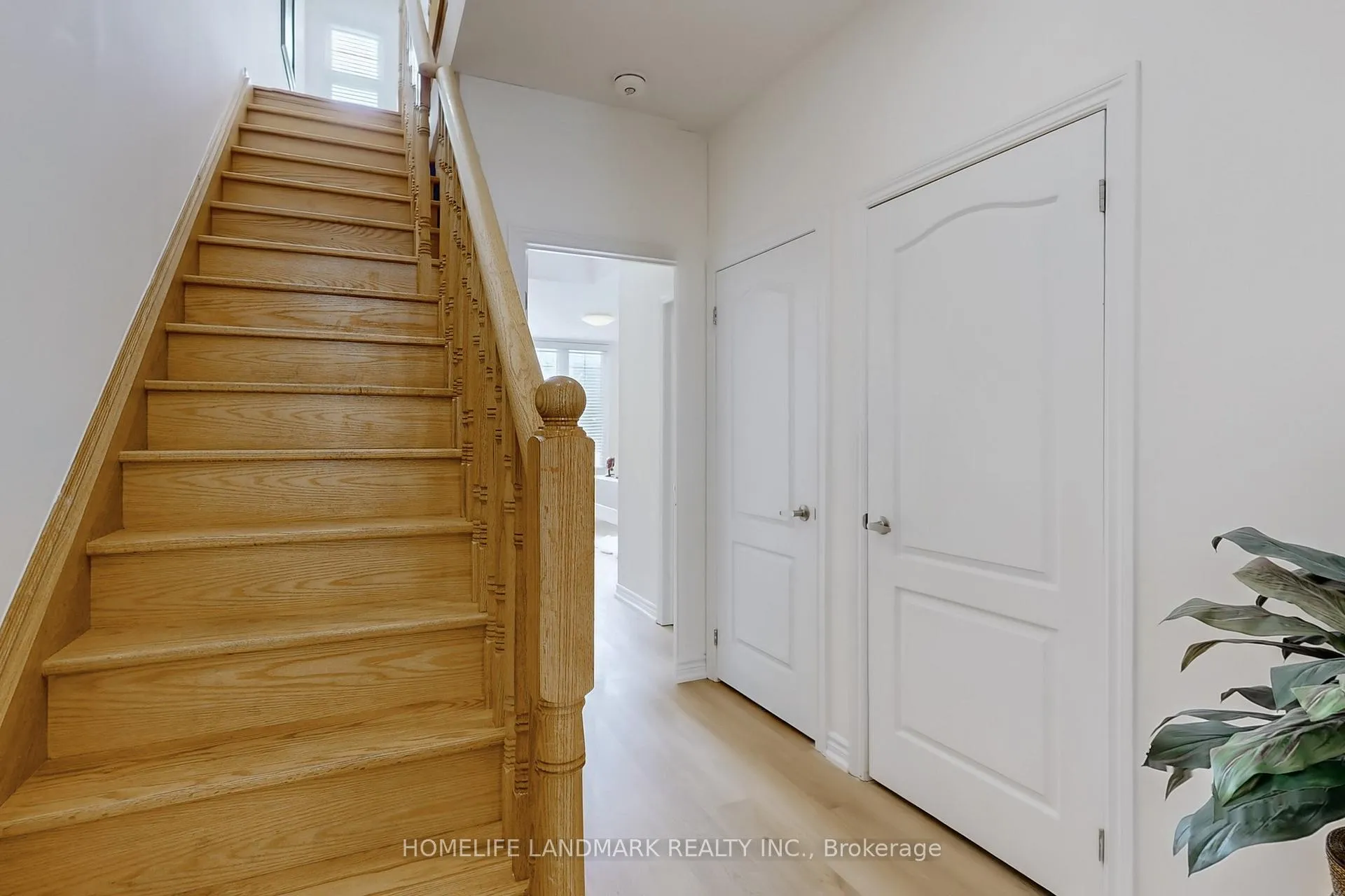 Photo 28 of 23 Hyderabad Lane, Markham, Greensborough — HOMEH
