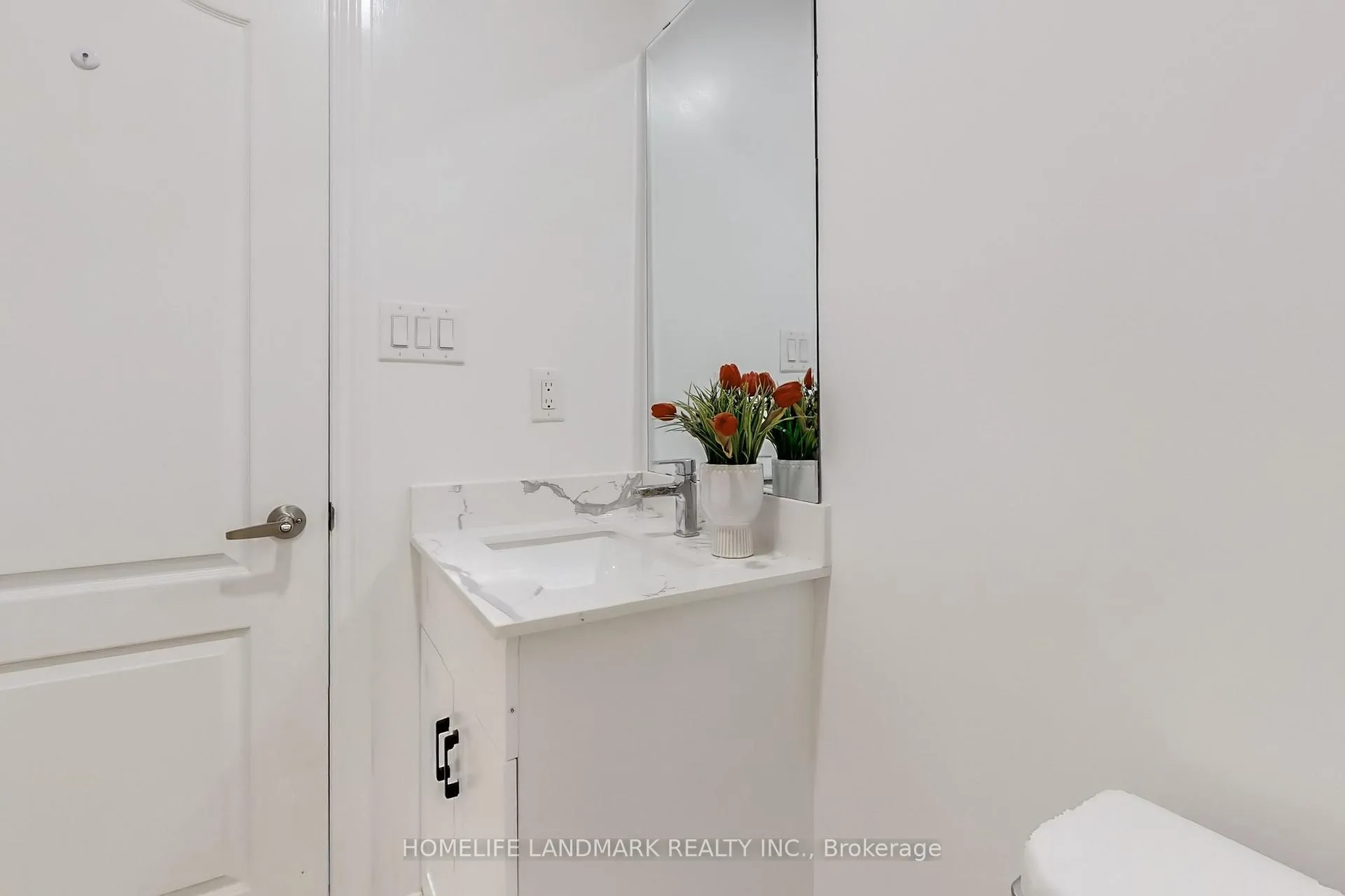 Photo 33 of 23 Hyderabad Lane, Markham, Greensborough — HOMEH