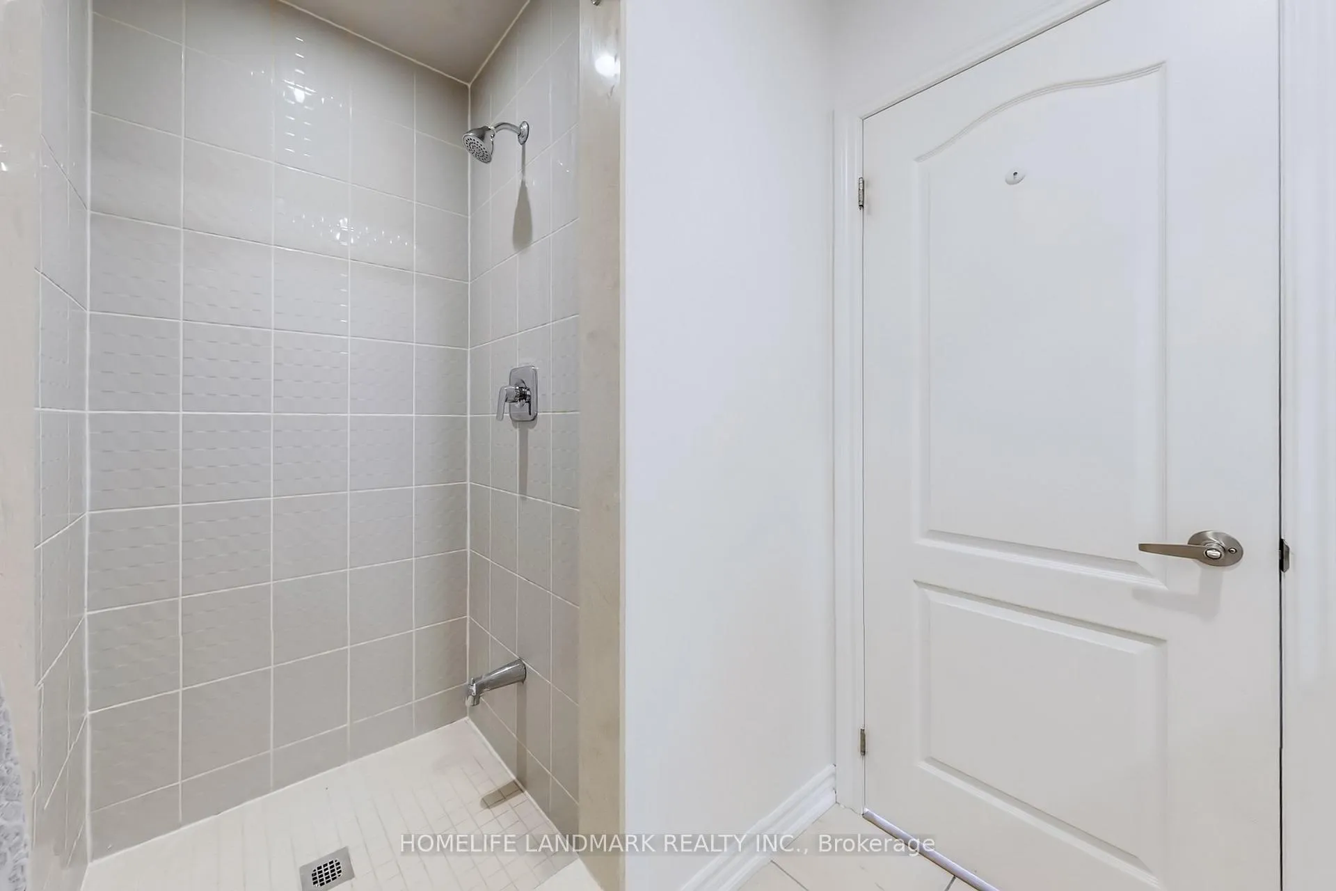 Photo 34 of 23 Hyderabad Lane, Markham, Greensborough — HOMEH