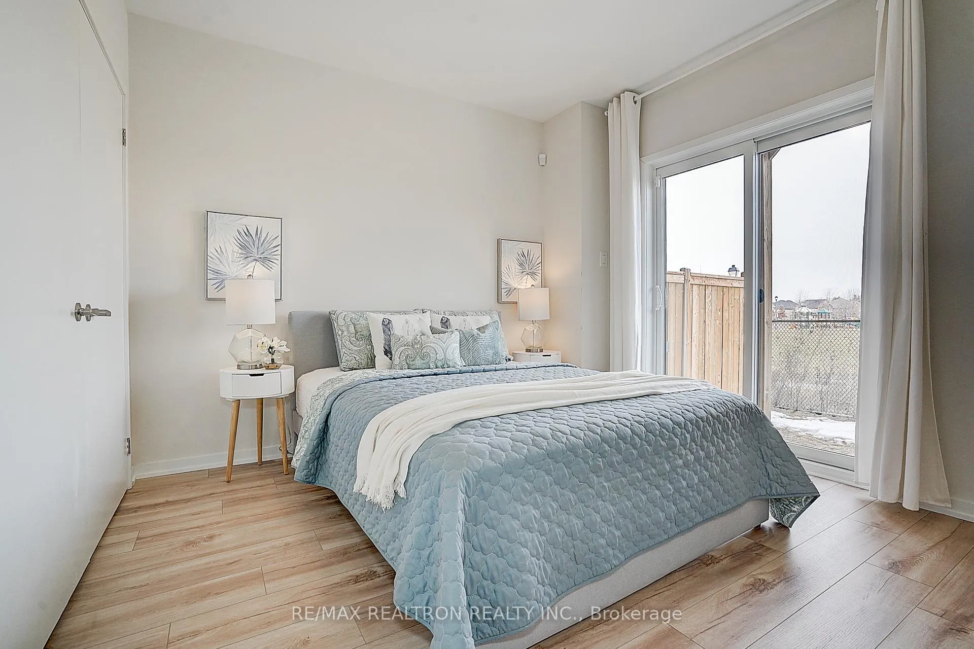 Photo 41 of 61 Rattenbury Road, Vaughan, Patterson — HOMEH