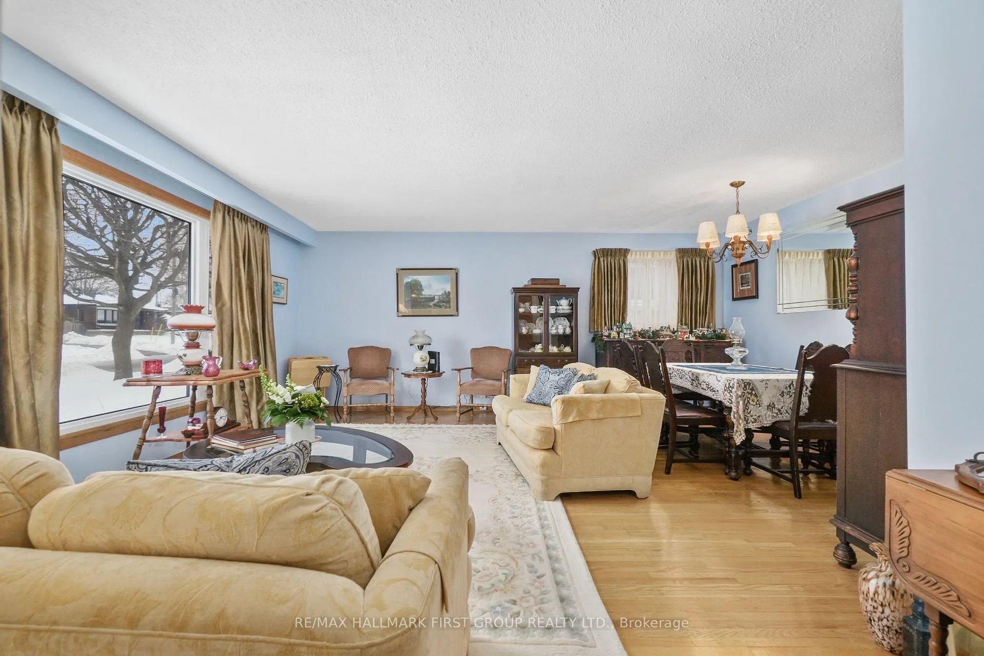 Photo 5 of 872 Curtis Crescent, Cobourg — HOMEH