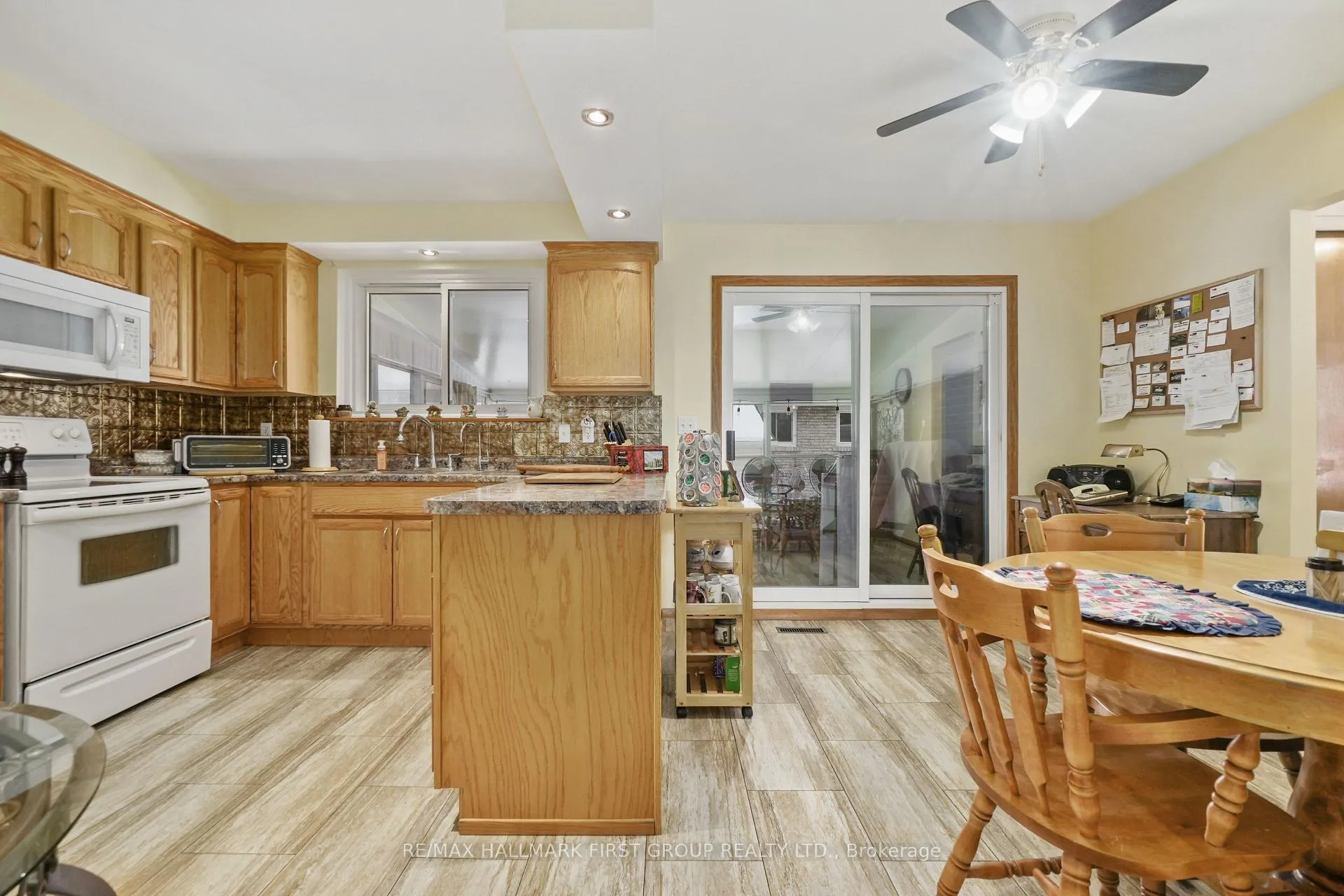 Photo 13 of 872 Curtis Crescent, Cobourg — HOMEH