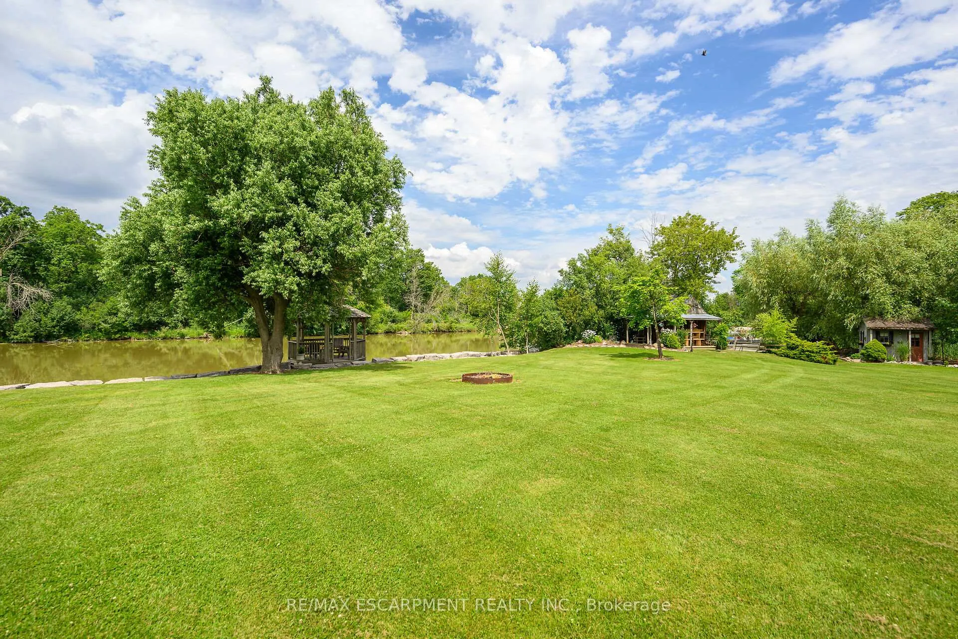 Photo 45 of 32 Haldimand Trail, Haldimand, Dunnville — HOMEH