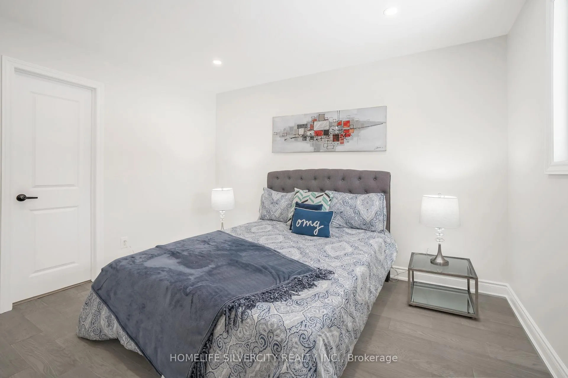 Photo 13 of 168 Folkstone Crescent, Brampton, Southgate — HOMEH