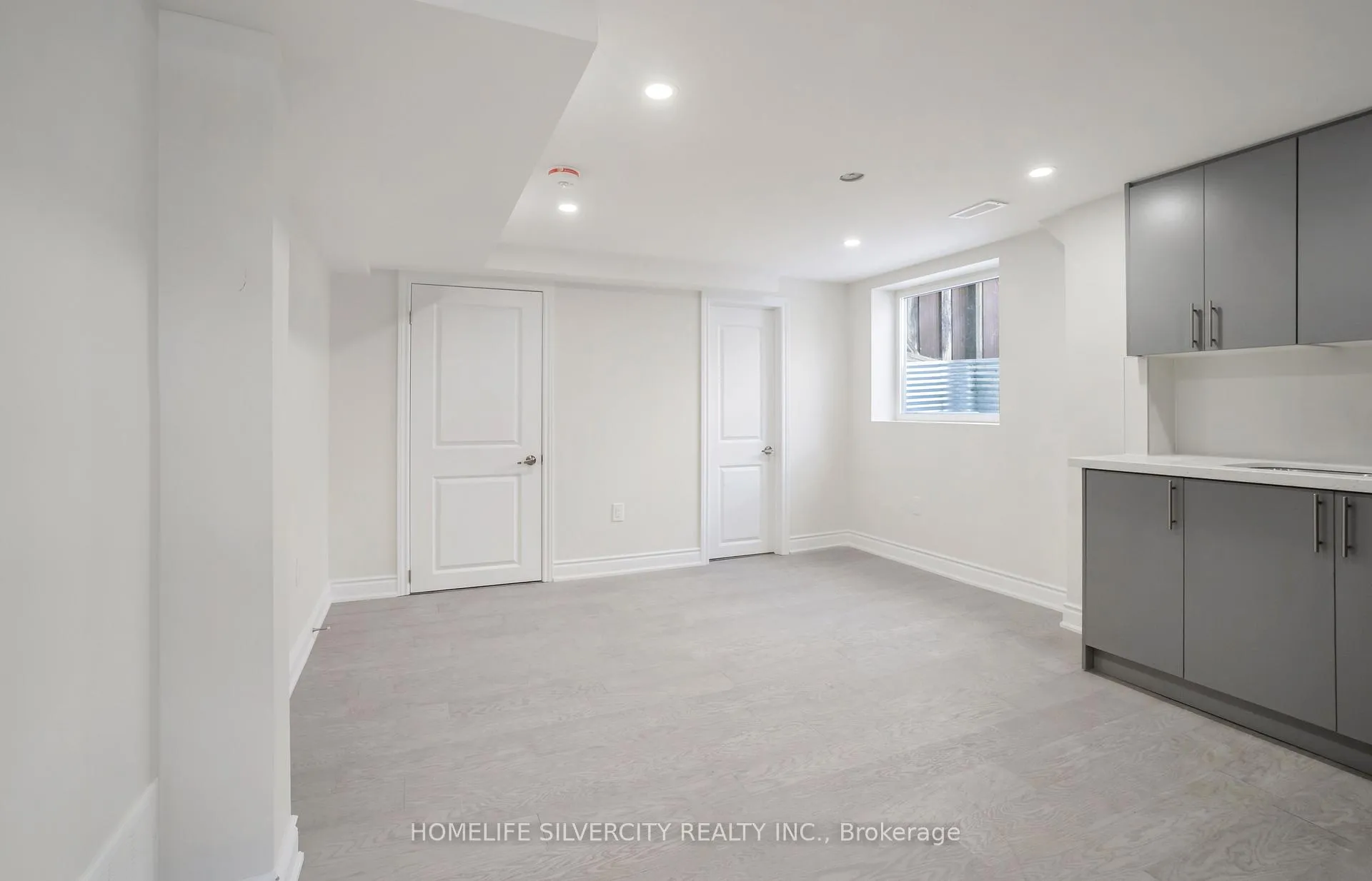 Photo 26 of 168 Folkstone Crescent, Brampton, Southgate — HOMEH