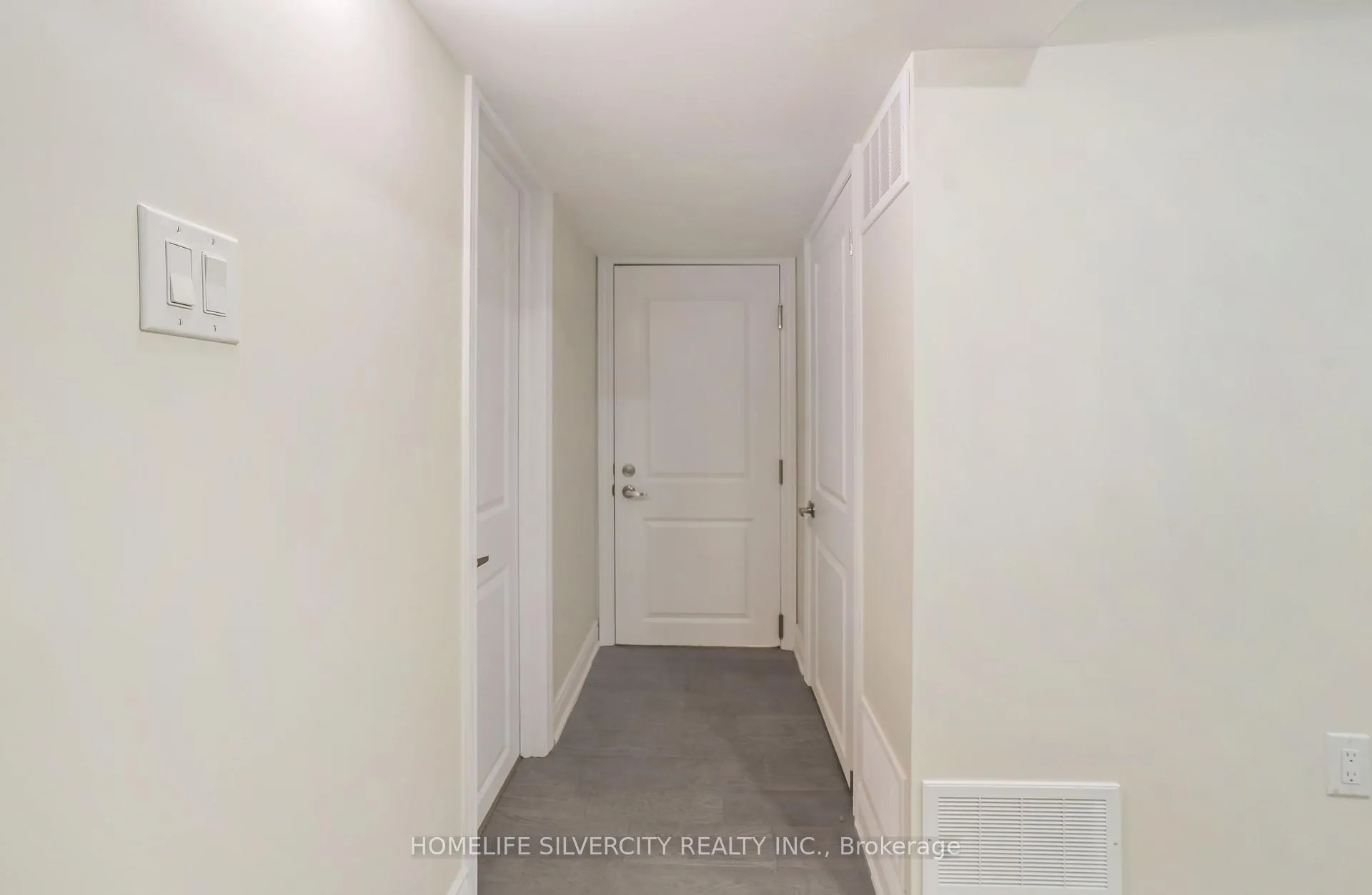 Photo 32 of 168 Folkstone Crescent, Brampton, Southgate — HOMEH