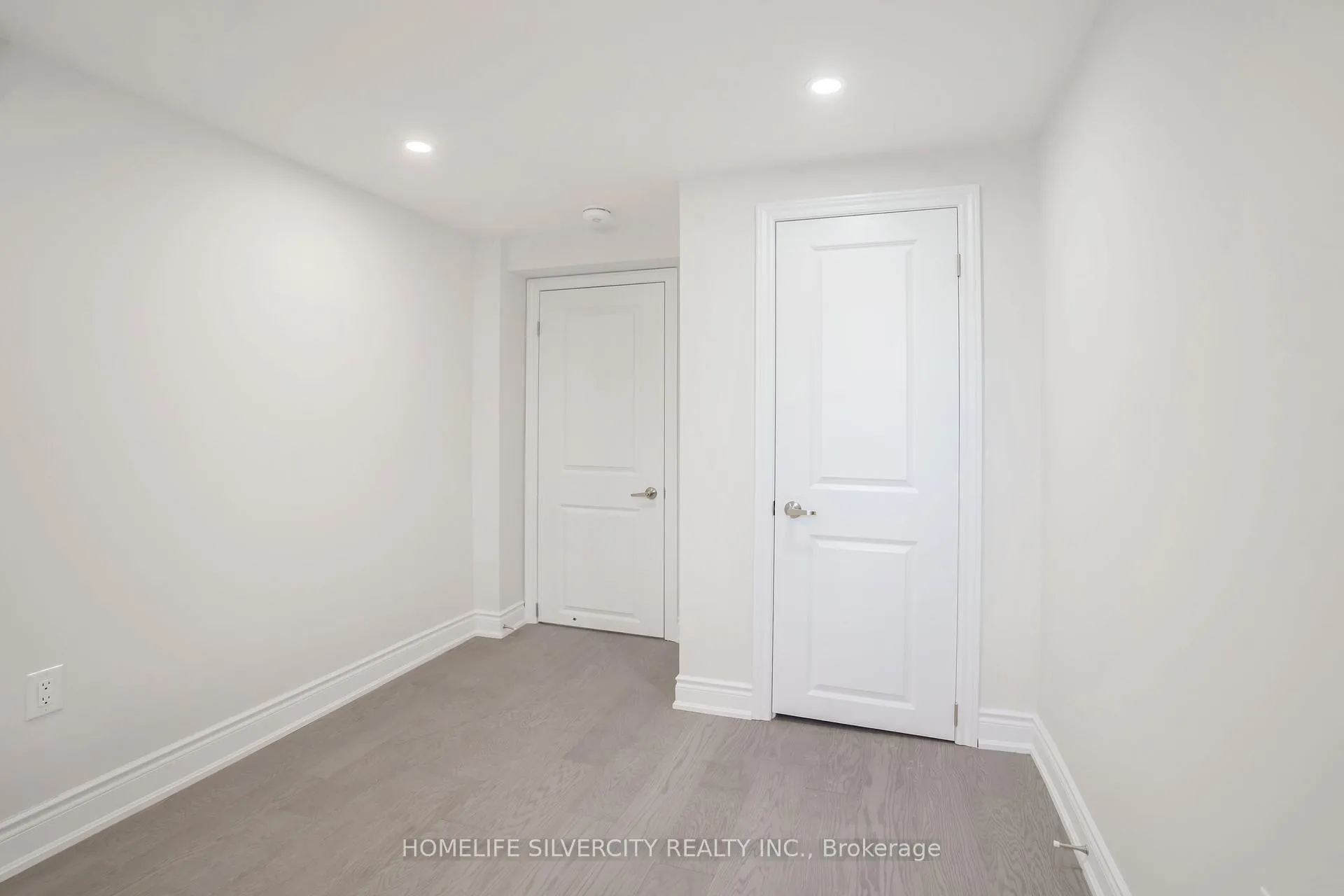 Photo 35 of 168 Folkstone Crescent, Brampton, Southgate — HOMEH