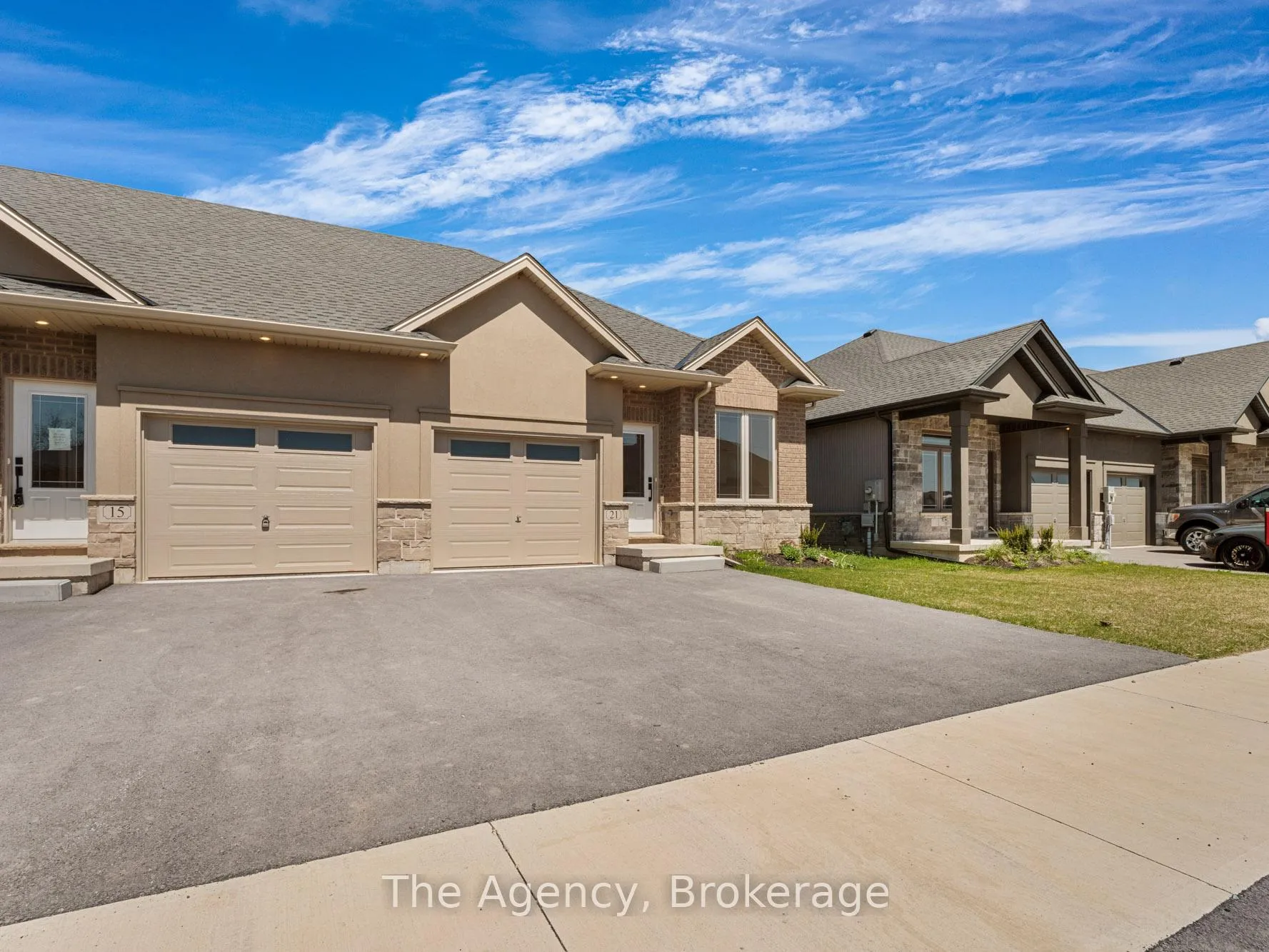 Photo 34 of 21 Austin Drive, Welland, West Welland — HOMEH