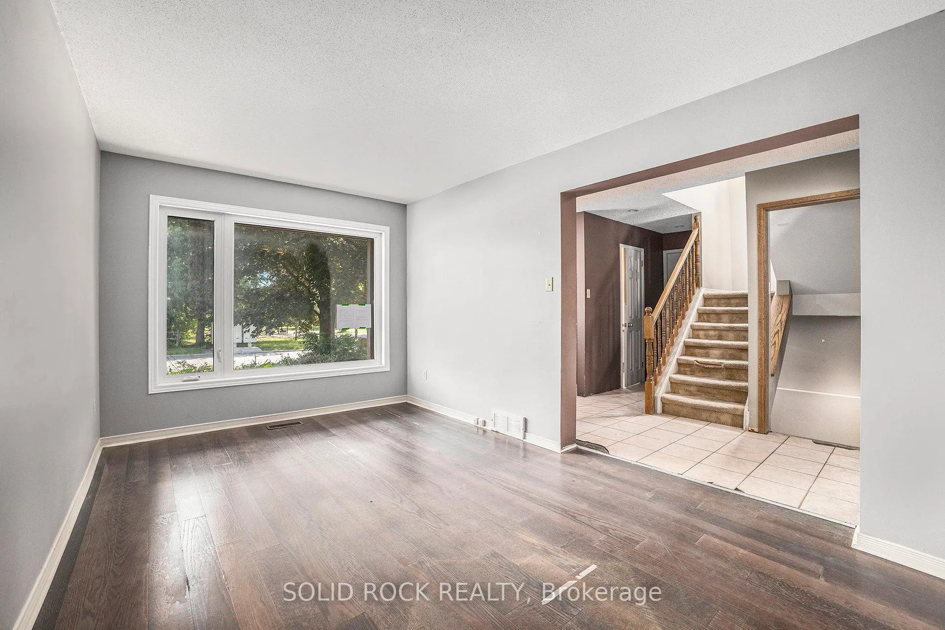 Photo 4 of 6 Denham Way, Ottawa, Stittsville (Central) — HOMEH