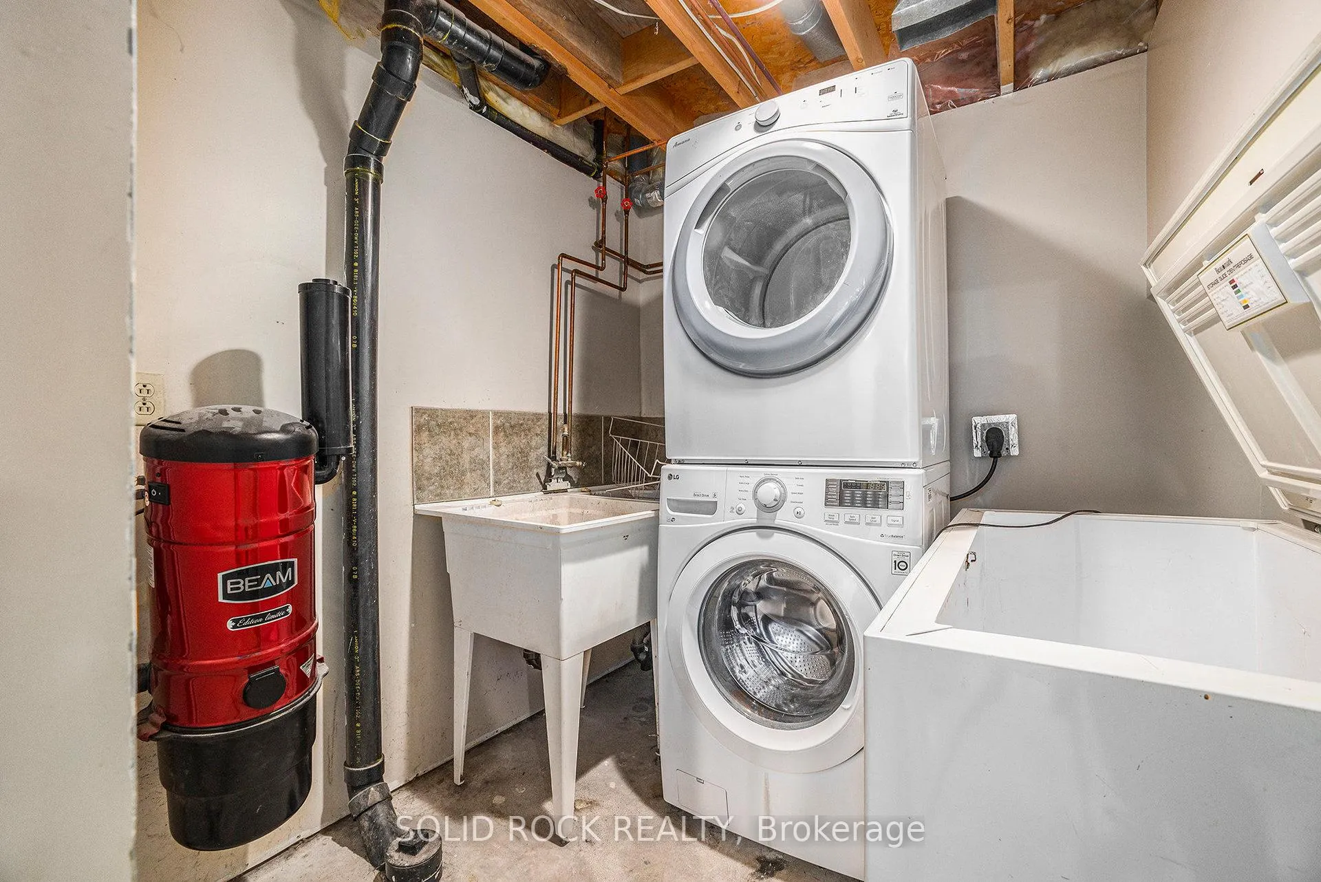 Photo 24 of 6 Denham Way, Ottawa, Stittsville (Central) — HOMEH