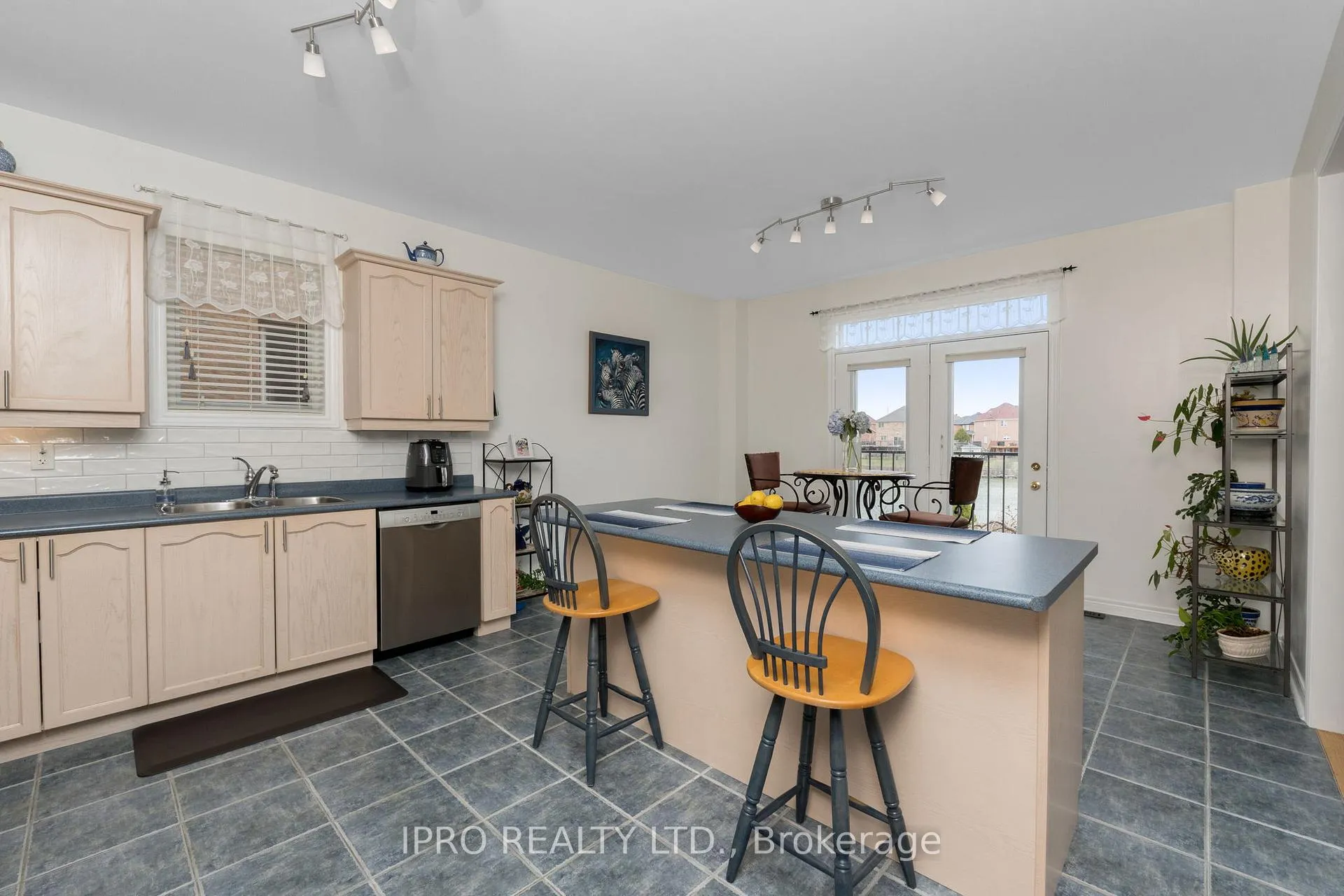 Photo 10 of 7 Watchman Road, Brampton, Bram East — HOMEH