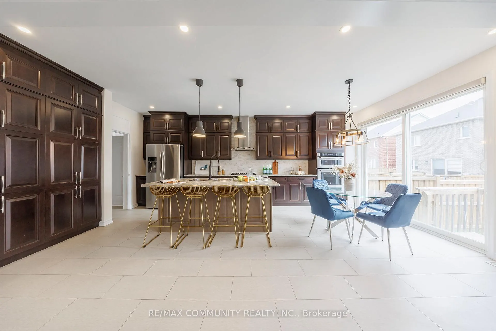 Photo 15 of 1009 Dragonfly Avenue, Pickering, Rural Pickering — HOMEH
