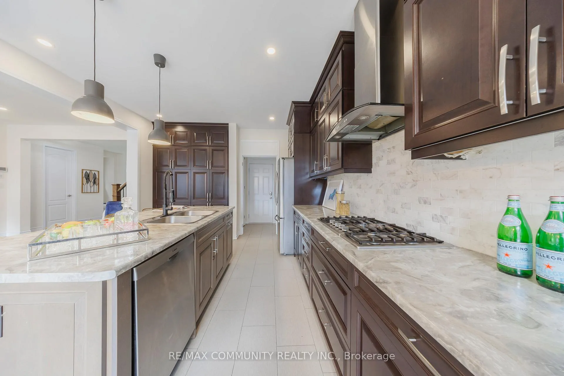 Photo 20 of 1009 Dragonfly Avenue, Pickering, Rural Pickering — HOMEH