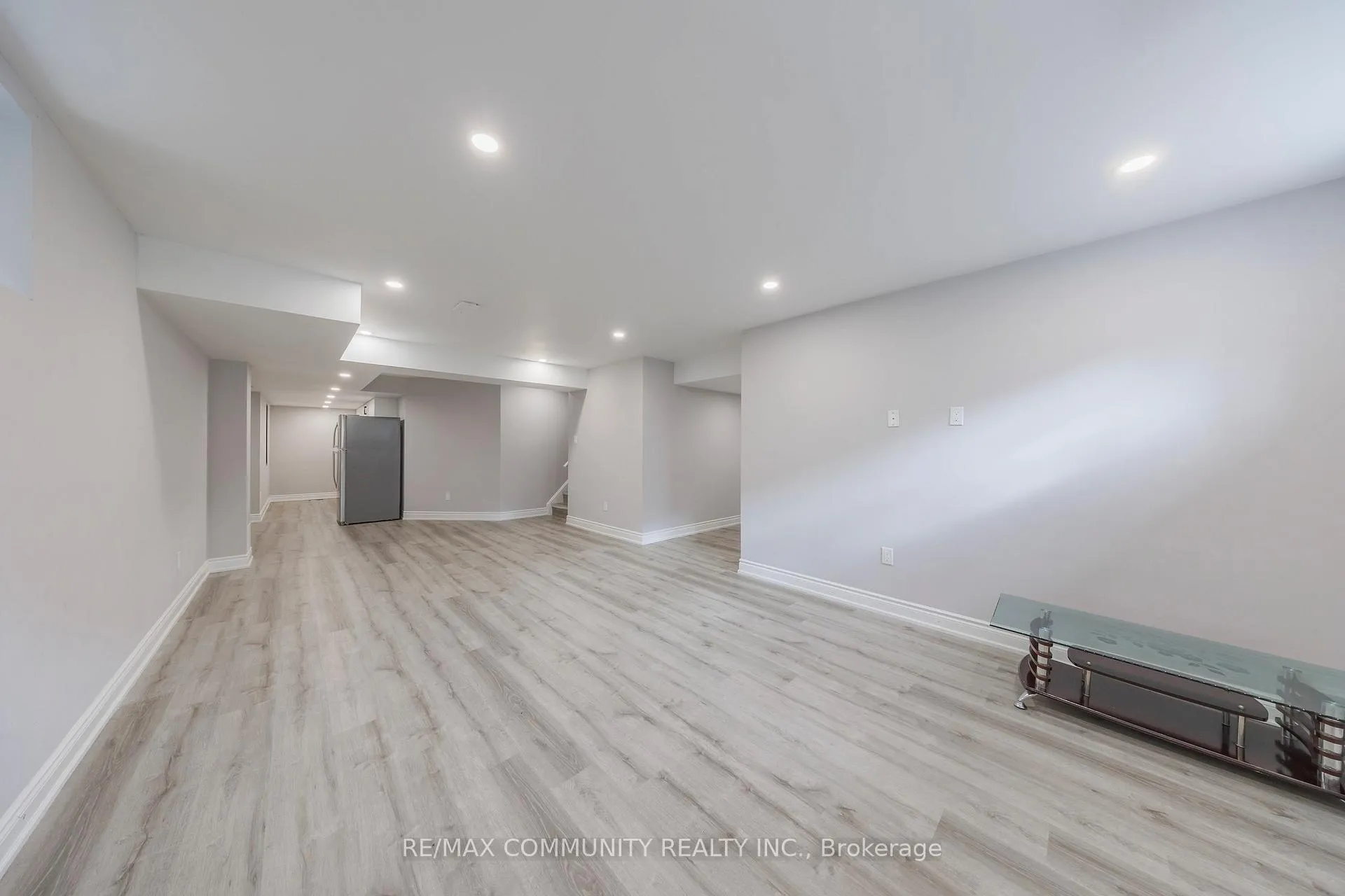 Photo 33 of 1009 Dragonfly Avenue, Pickering, Rural Pickering — HOMEH
