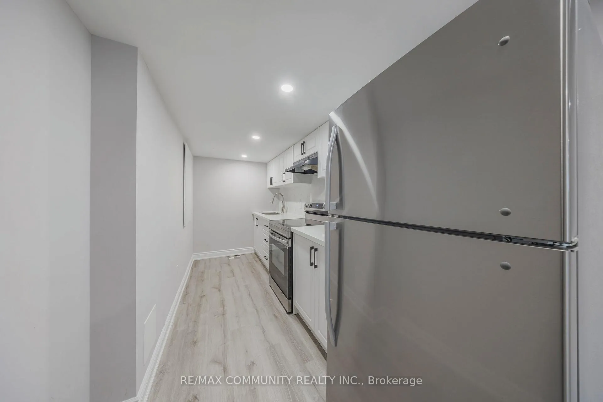 Photo 36 of 1009 Dragonfly Avenue, Pickering, Rural Pickering — HOMEH
