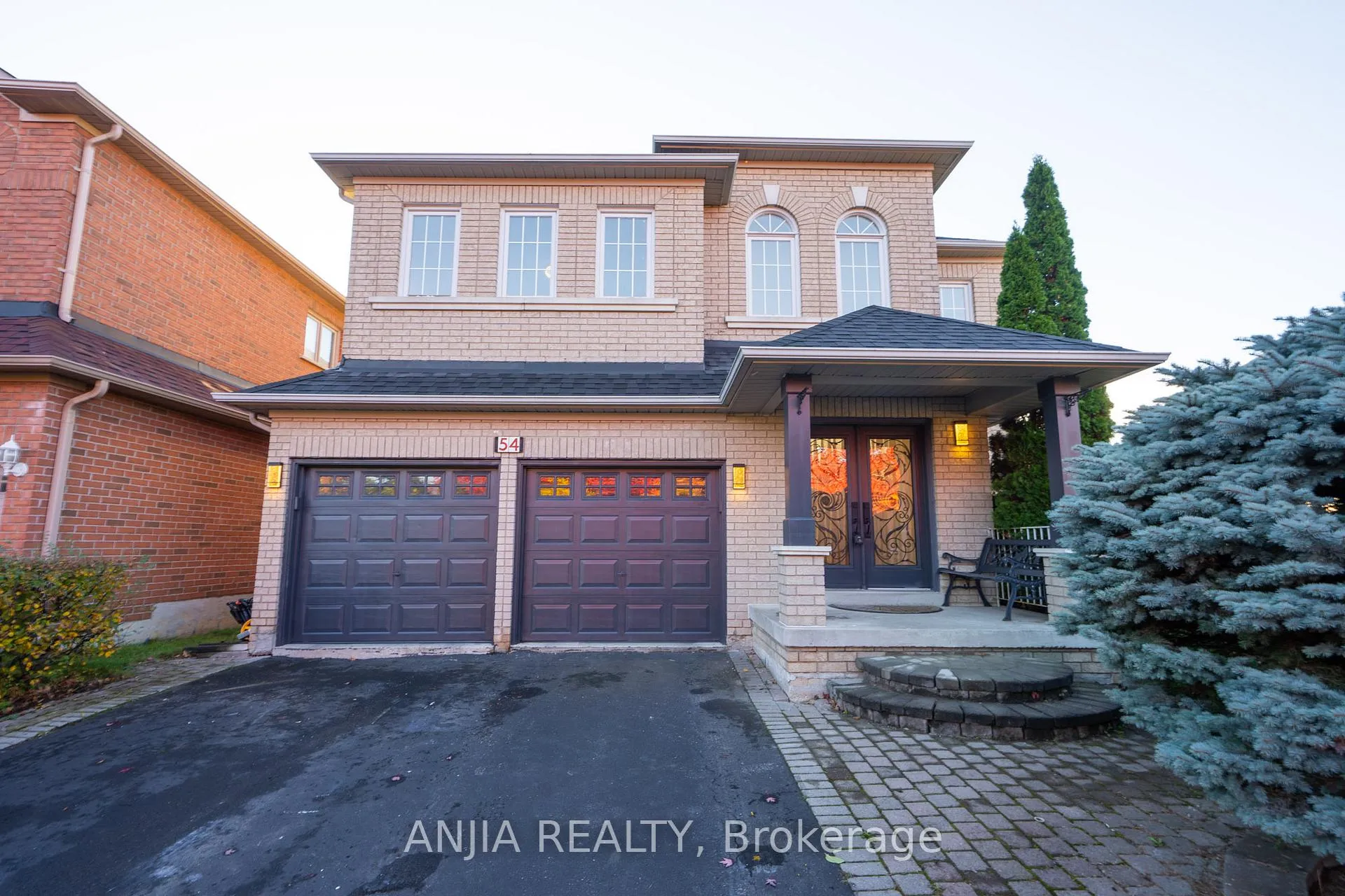 Photo 3 of 54 Rouge Bank Drive, Markham, Legacy — HOMEH