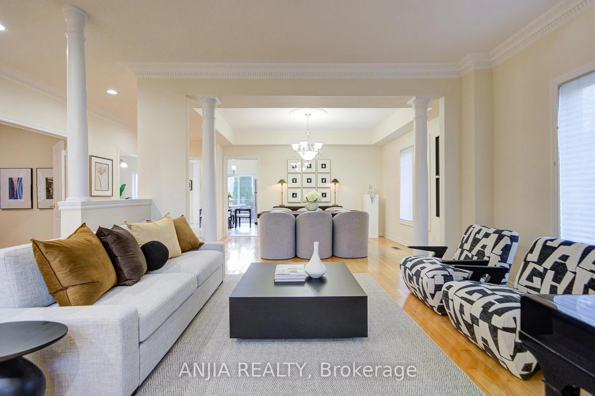 Photo 7 of 54 Rouge Bank Drive, Markham, Legacy — HOMEH