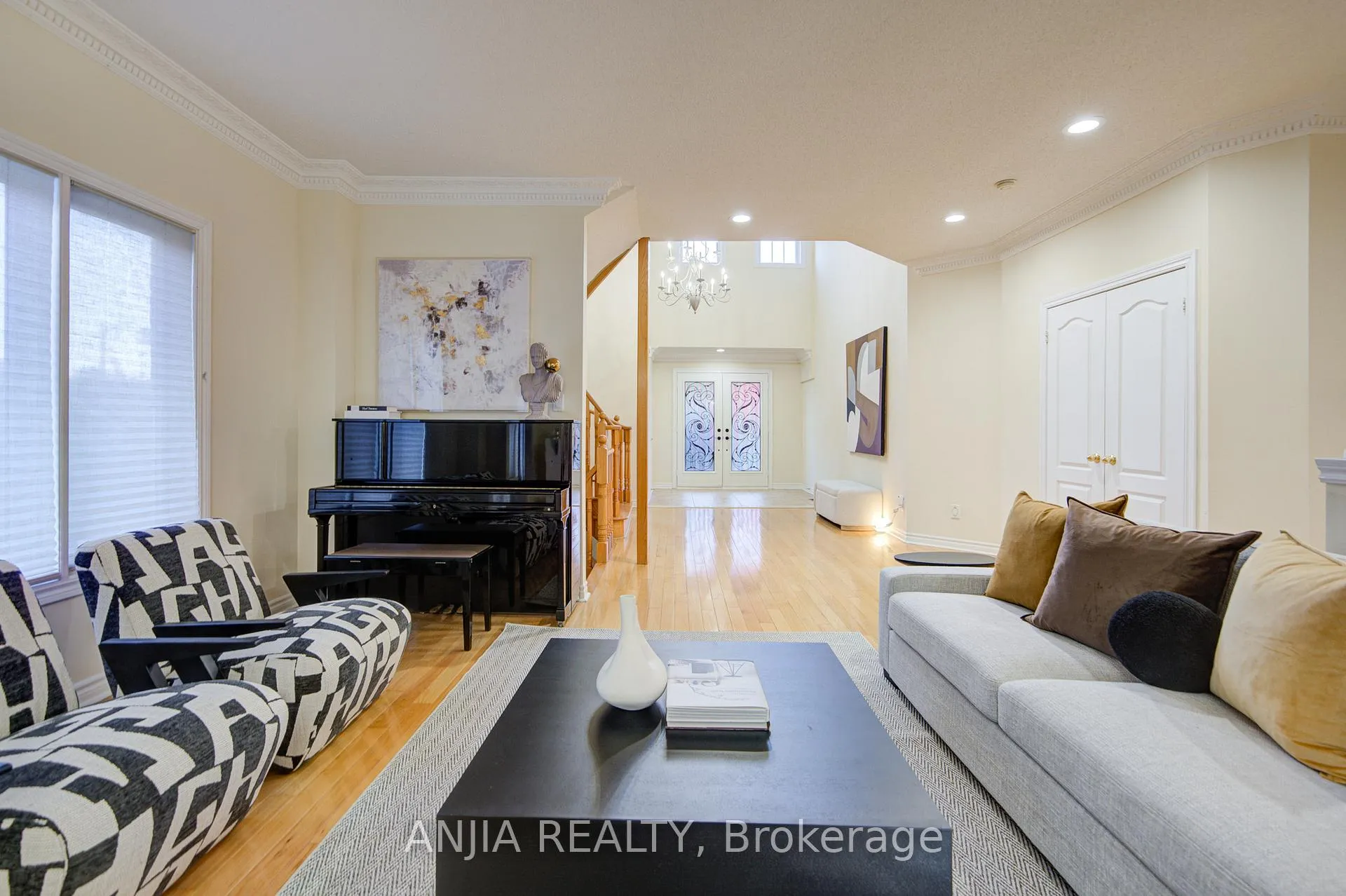 Photo 8 of 54 Rouge Bank Drive, Markham, Legacy — HOMEH