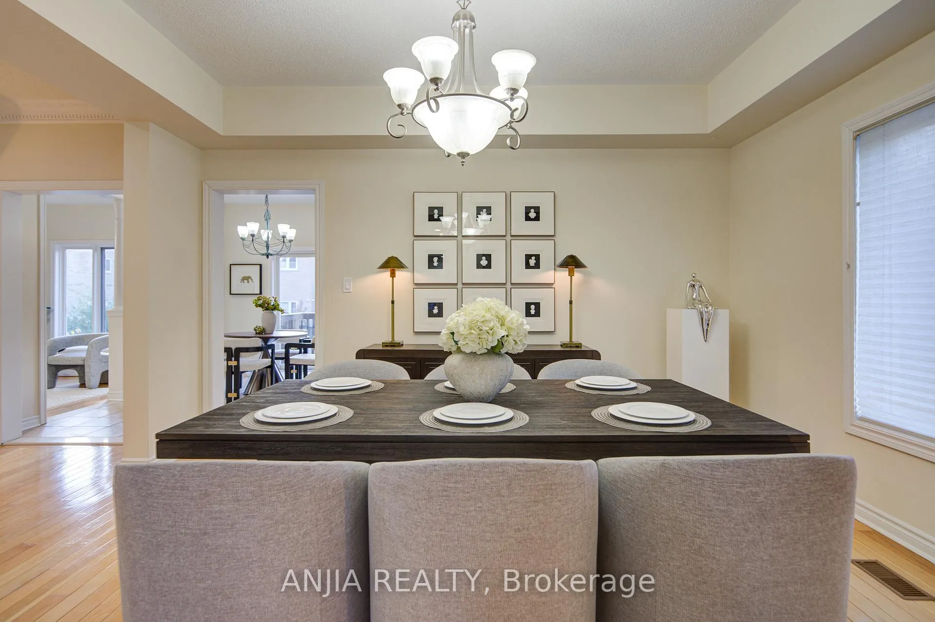 Photo 10 of 54 Rouge Bank Drive, Markham, Legacy — HOMEH